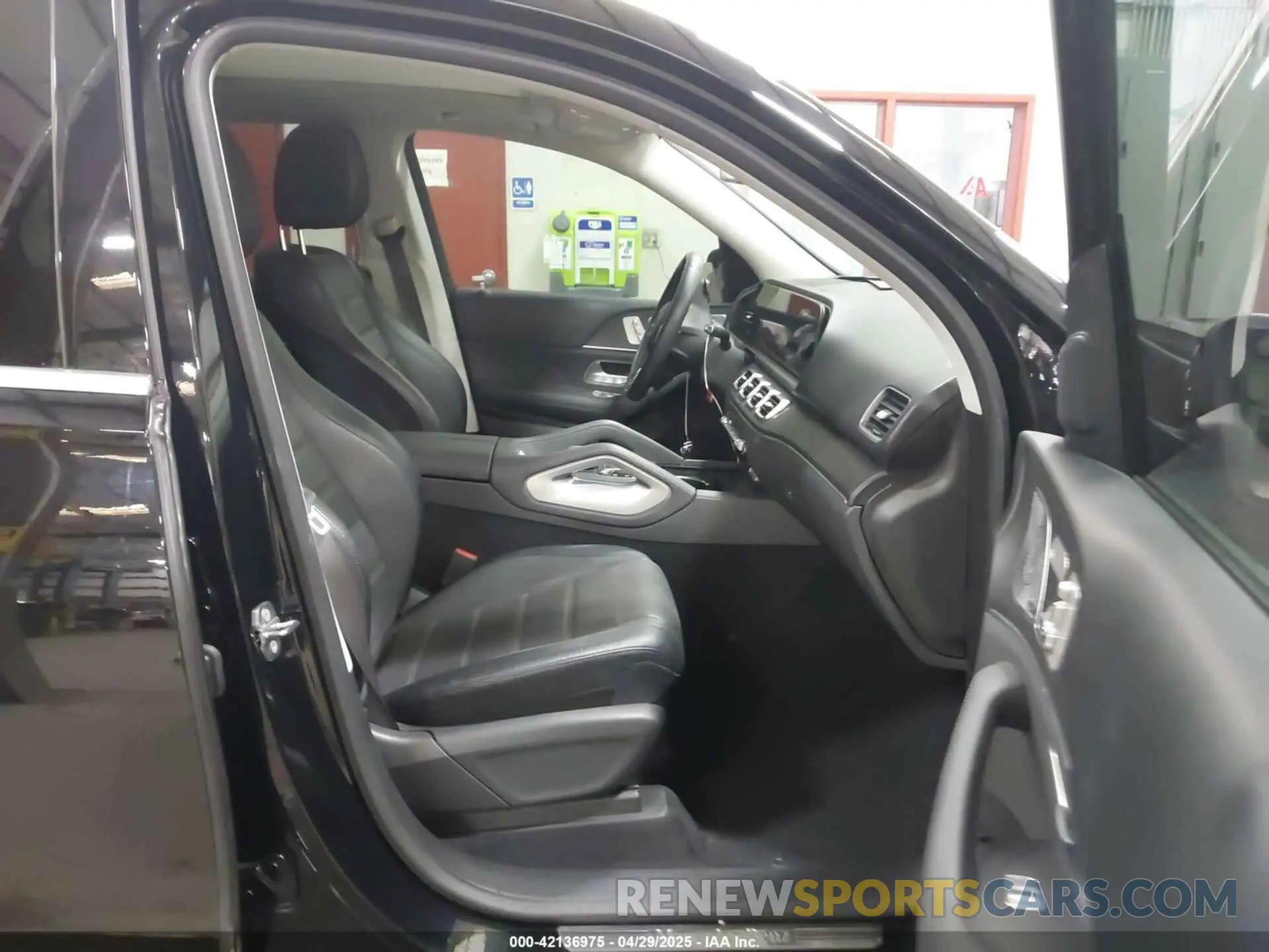 5 fotografías del automóvil dañado 4JGFB4KE0LA013524 MERCEDES-BENZ GLE 350 2020
