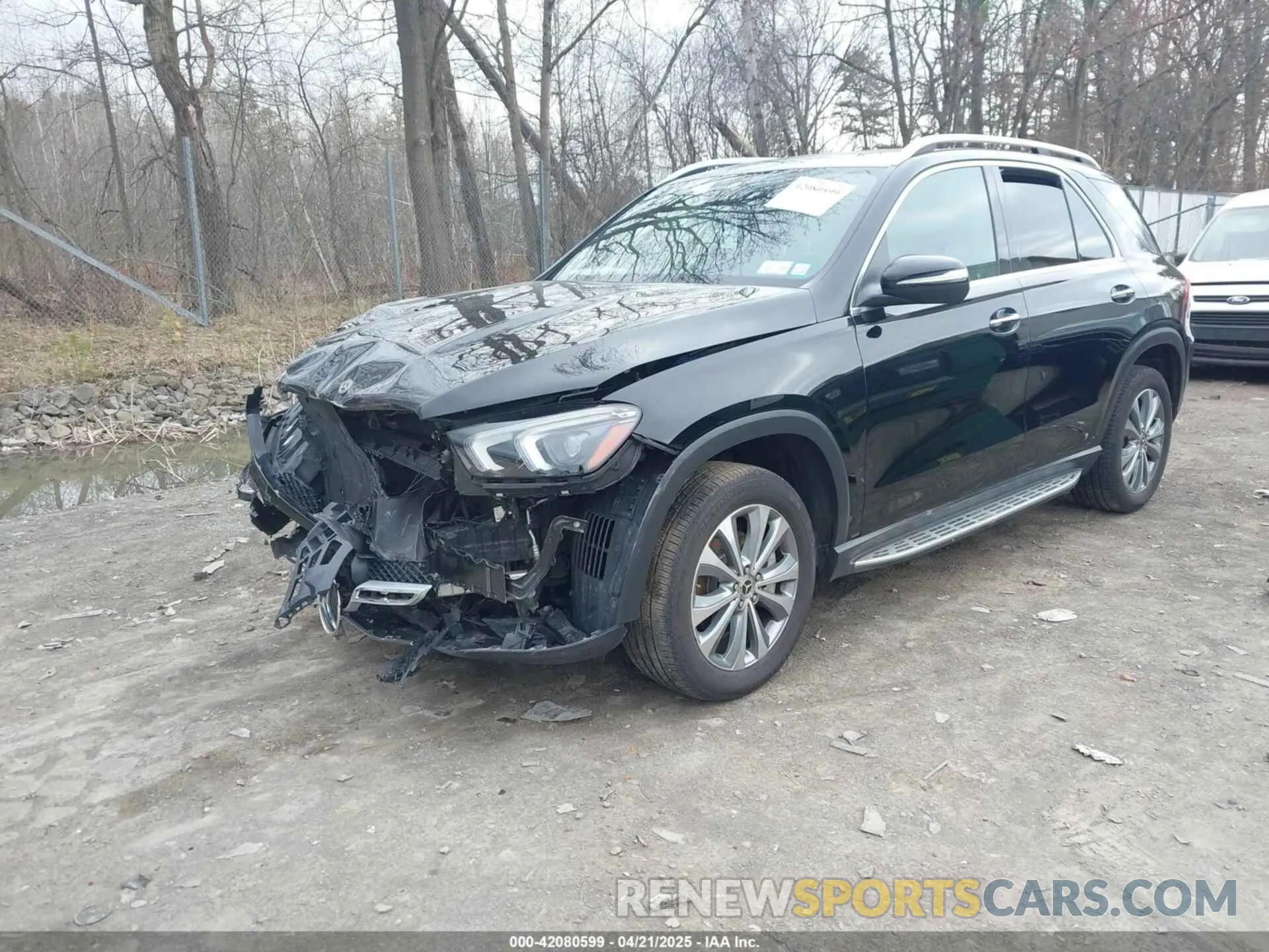 2 fotografías del automóvil dañado 4JGFB4KEXLA057756 MERCEDES-BENZ GLE 350 2020