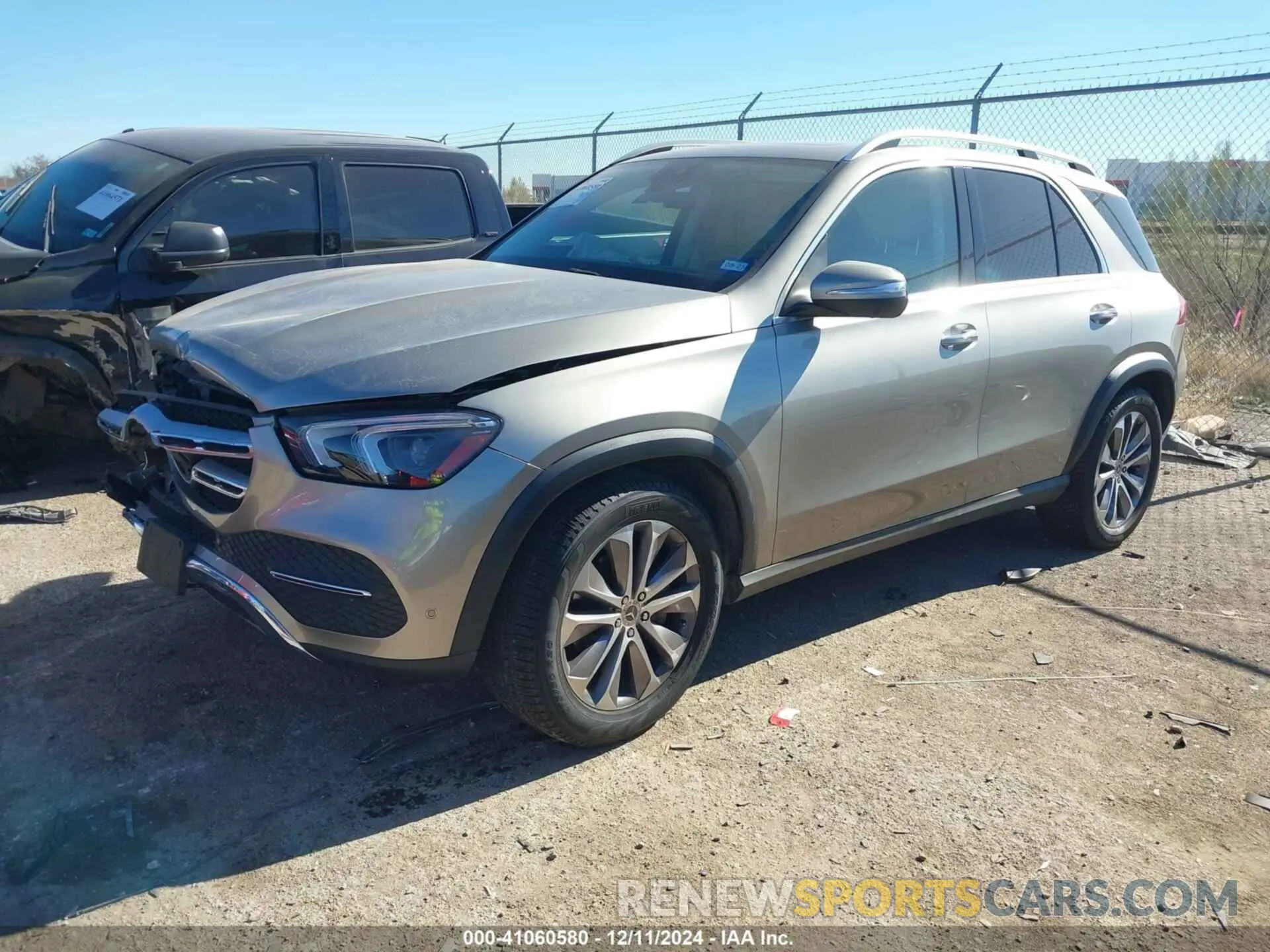 2 fotografías del automóvil dañado 4JGFB4JB0MA550922 MERCEDES-BENZ GLE 350 2021