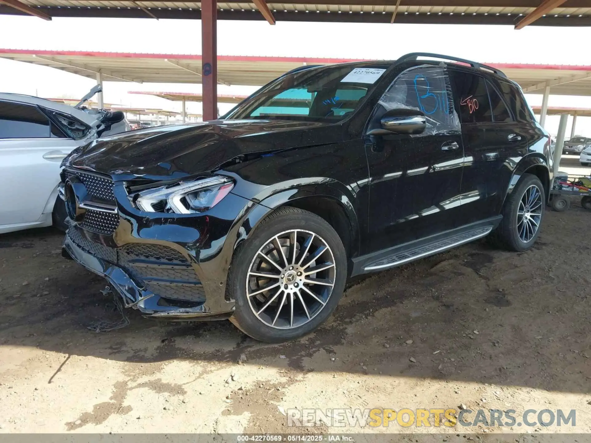2 fotografías del automóvil dañado 4JGFB4JB2MA357980 MERCEDES-BENZ GLE 350 2021