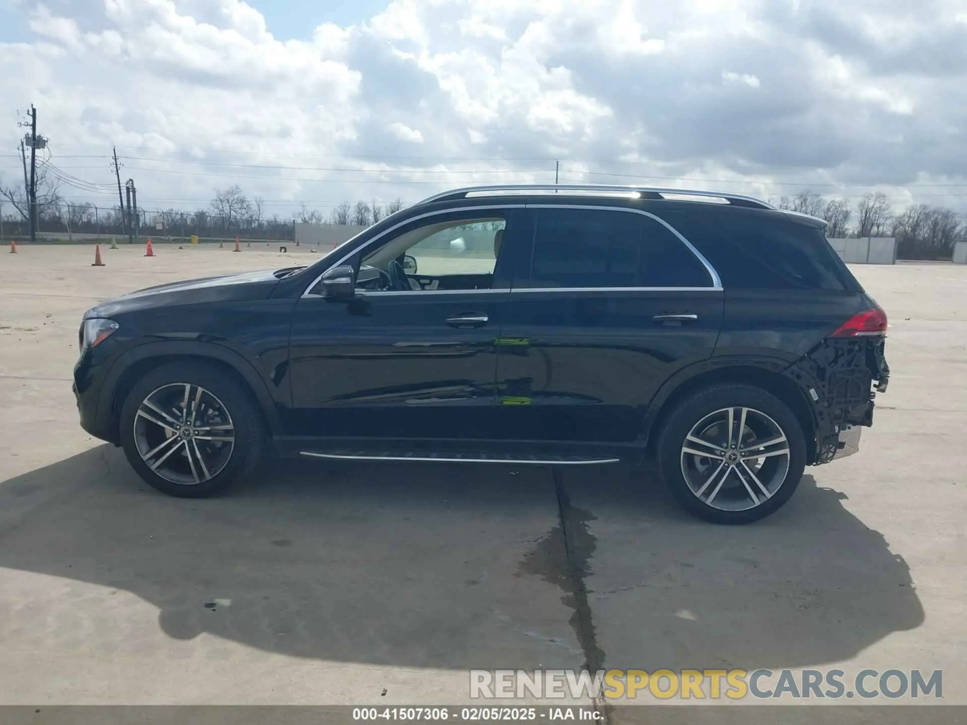 14 fotografías del automóvil dañado 4JGFB4JB6MA366097 MERCEDES-BENZ GLE 350 2021