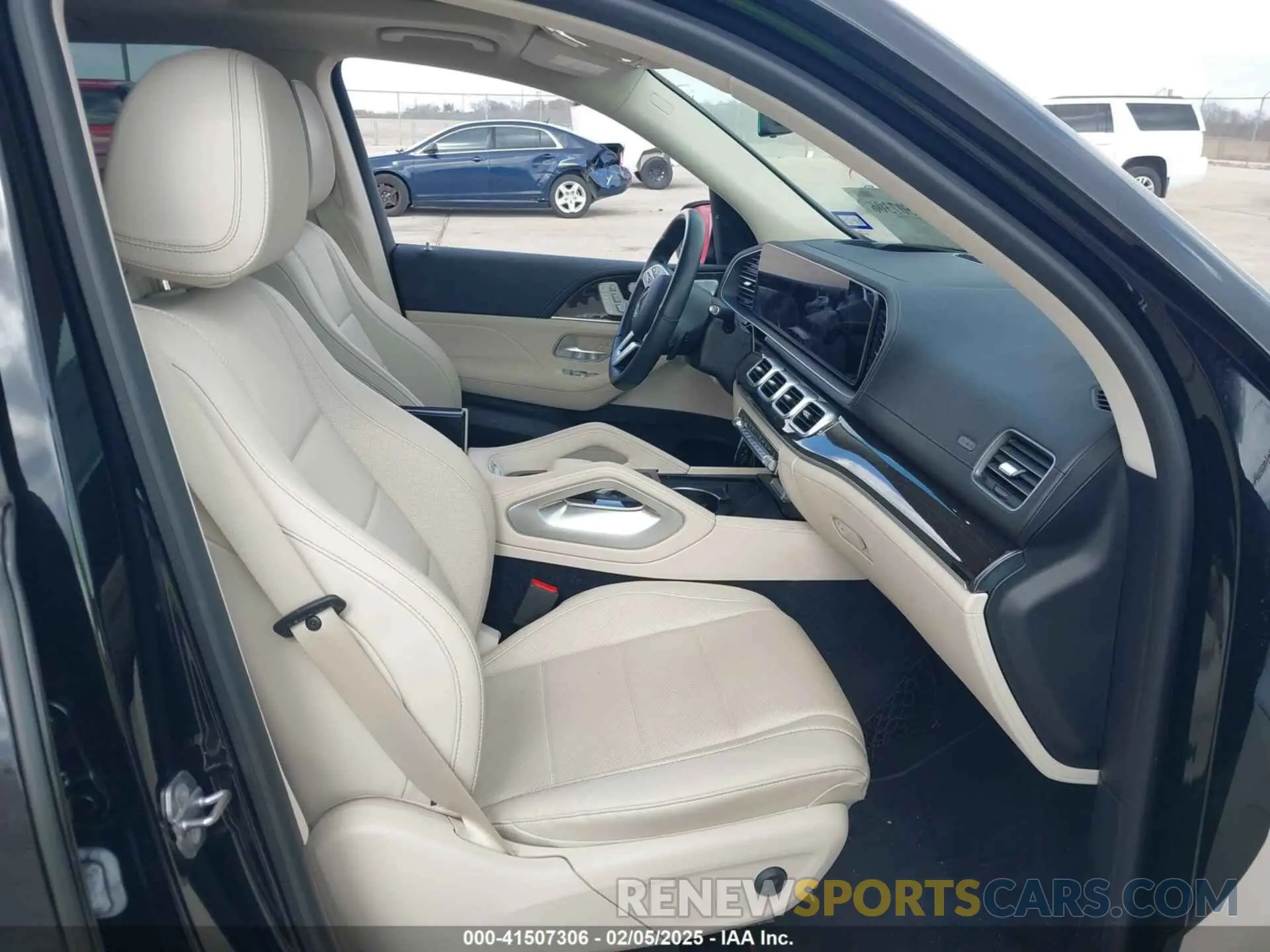 5 fotografías del automóvil dañado 4JGFB4JB6MA366097 MERCEDES-BENZ GLE 350 2021