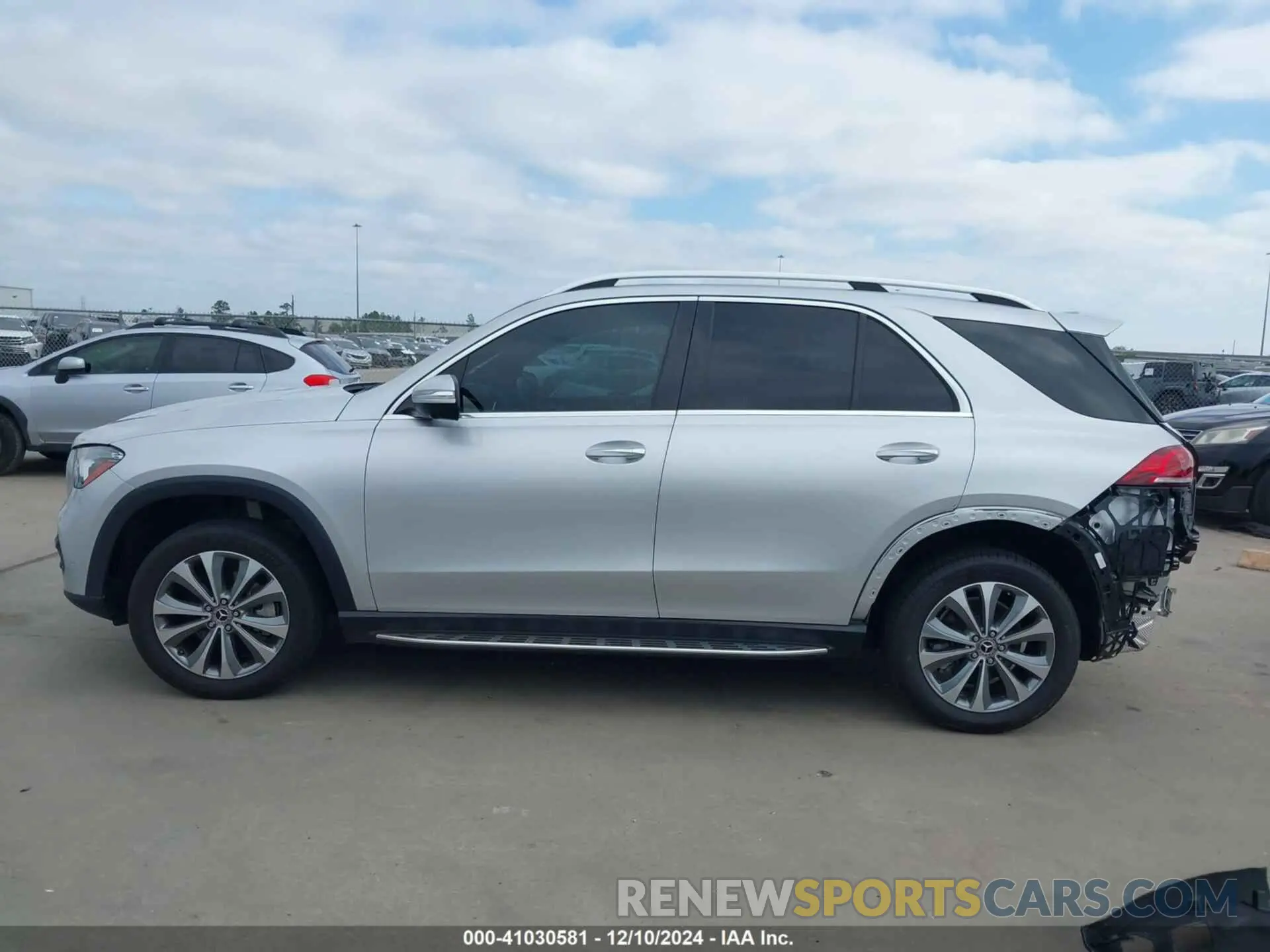15 fotografías del automóvil dañado 4JGFB4JB7MA362060 MERCEDES-BENZ GLE 350 2021