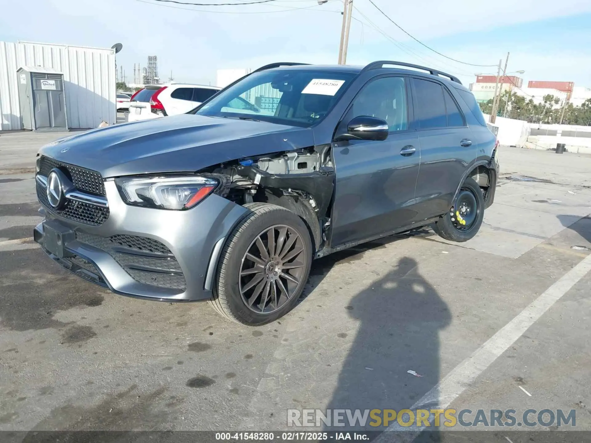 2 fotografías del automóvil dañado 4JGFB4JB8MA384259 MERCEDES-BENZ GLE 350 2021