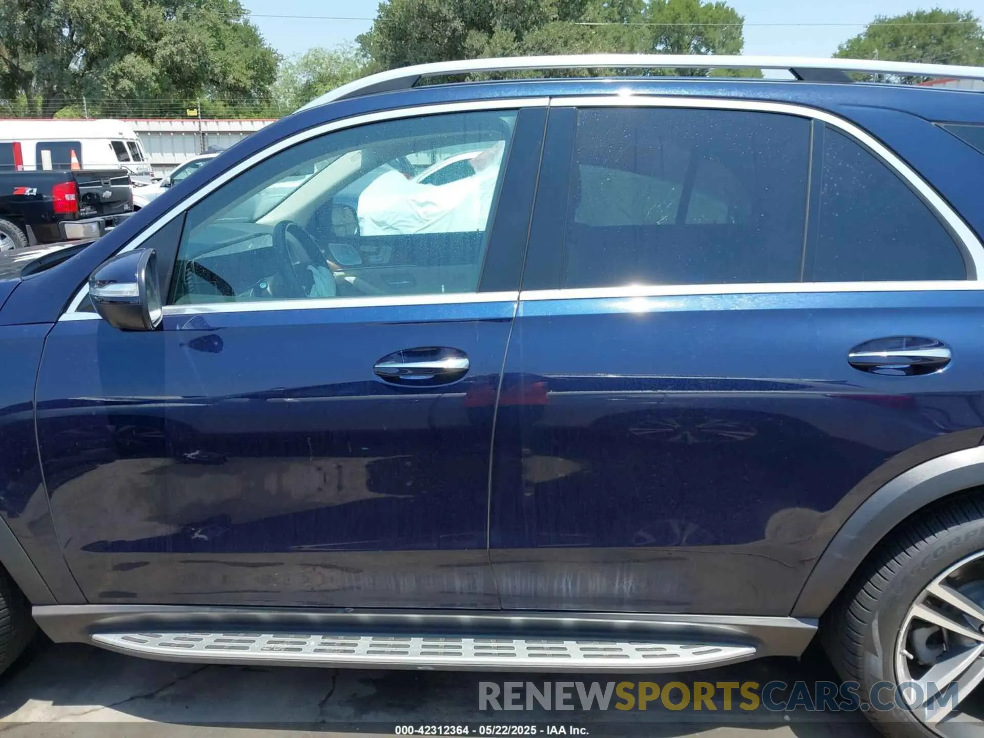 14 fotografías del automóvil dañado 4JGFB4JE0MA369037 MERCEDES-BENZ GLE 350 2021