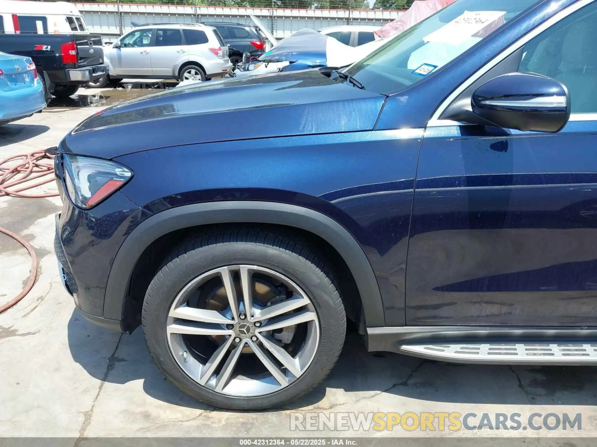 17 fotografías del automóvil dañado 4JGFB4JE0MA369037 MERCEDES-BENZ GLE 350 2021