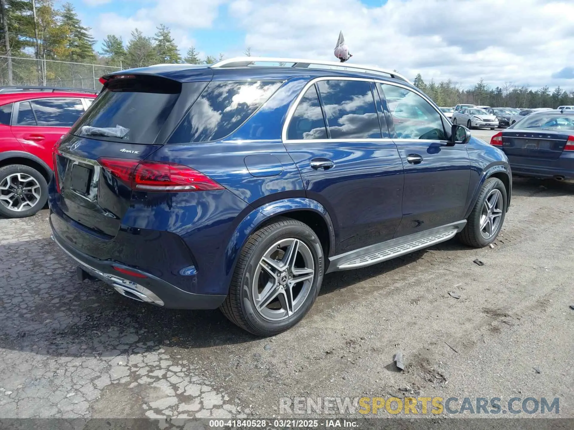 4 fotografías del automóvil dañado 4JGFB4KB2MA492990 MERCEDES-BENZ GLE 350 2021