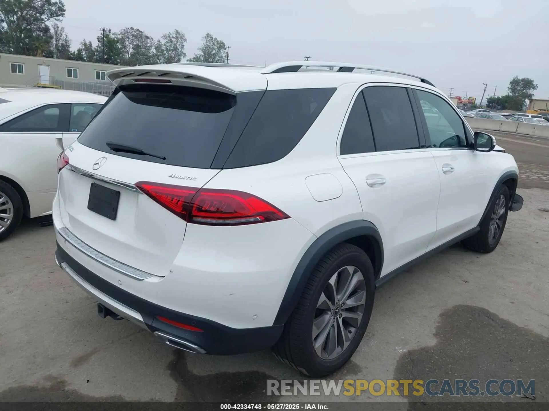 4 fotografías del automóvil dañado 4JGFB4KB9MA327860 MERCEDES-BENZ GLE 350 2021