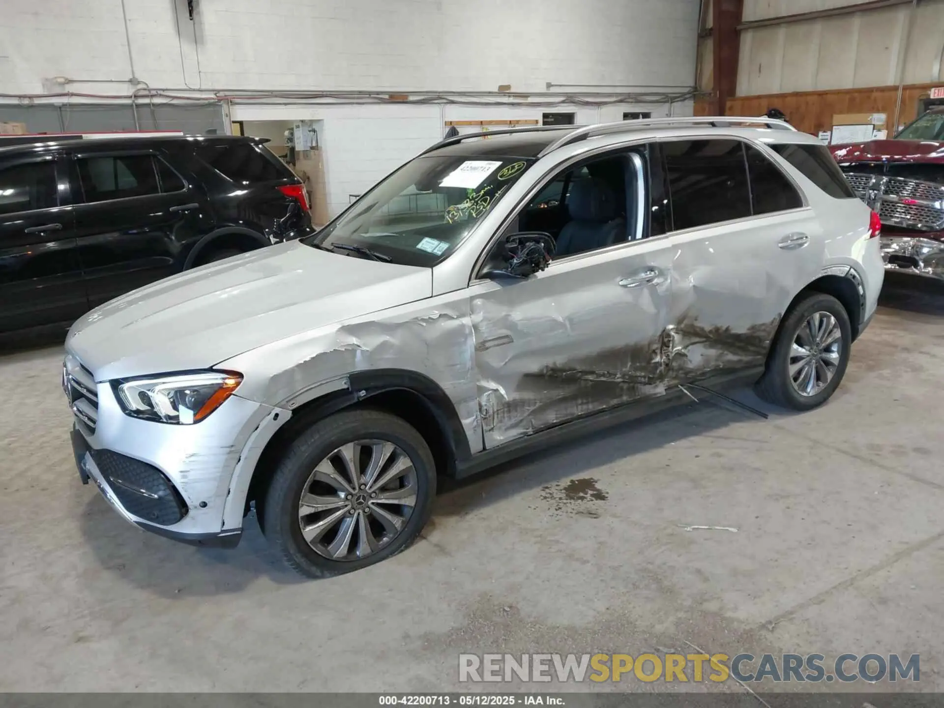 2 fotografías del automóvil dañado 4JGFB4KBXMA439132 MERCEDES-BENZ GLE 350 2021