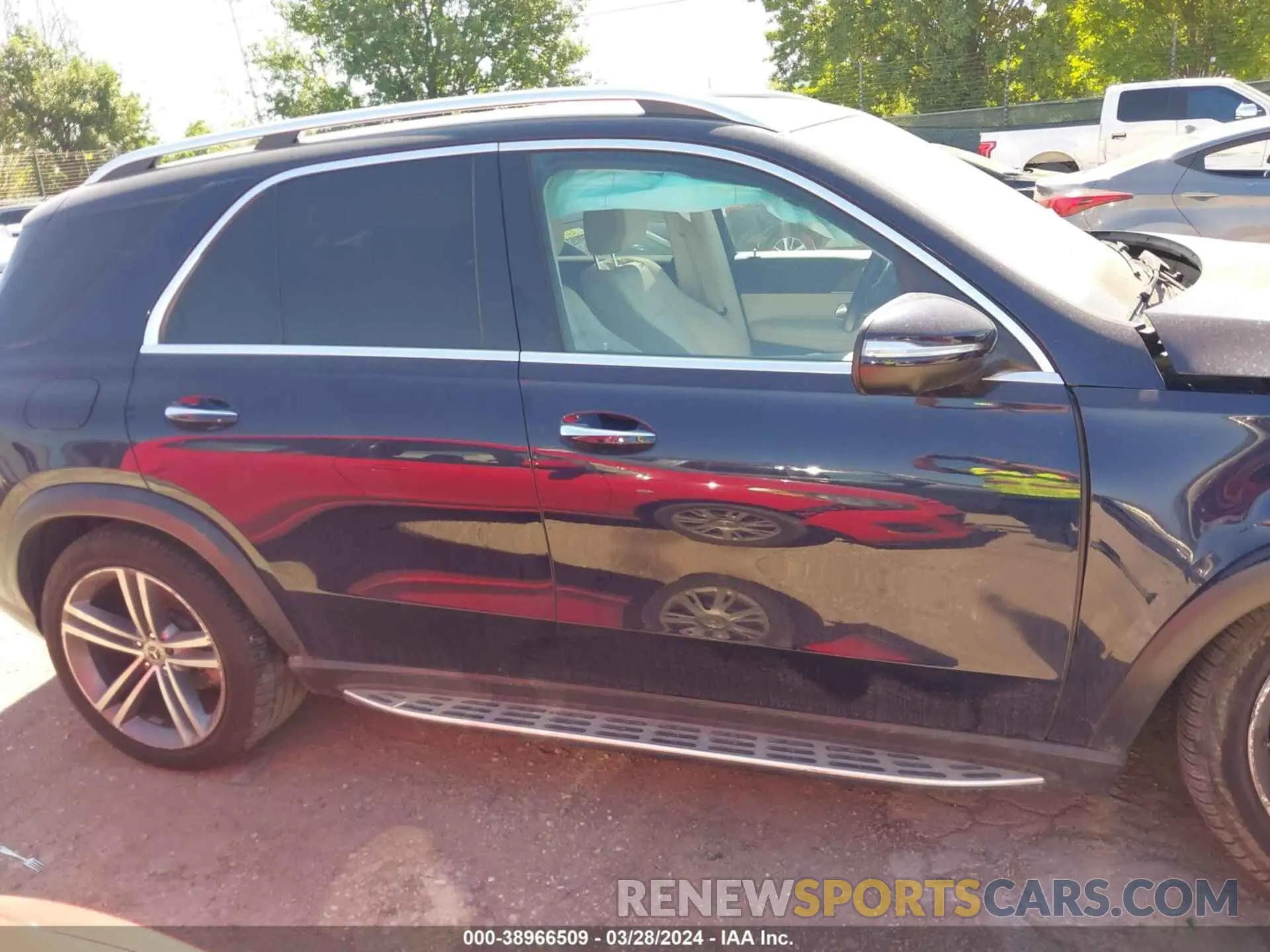 14 fotografías del automóvil dañado 4JGFB4KBXMA488556 MERCEDES-BENZ GLE 350 2021