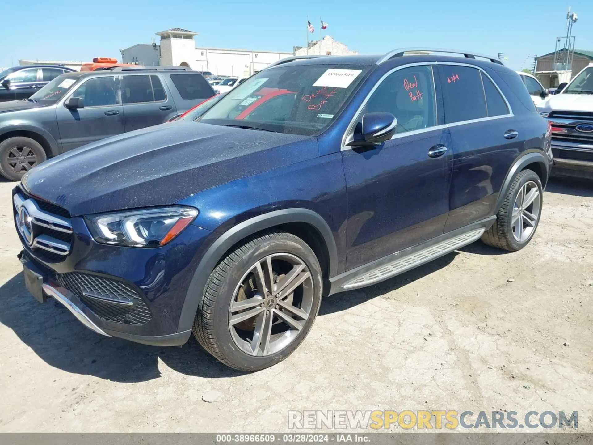 2 fotografías del automóvil dañado 4JGFB4KBXMA488556 MERCEDES-BENZ GLE 350 2021