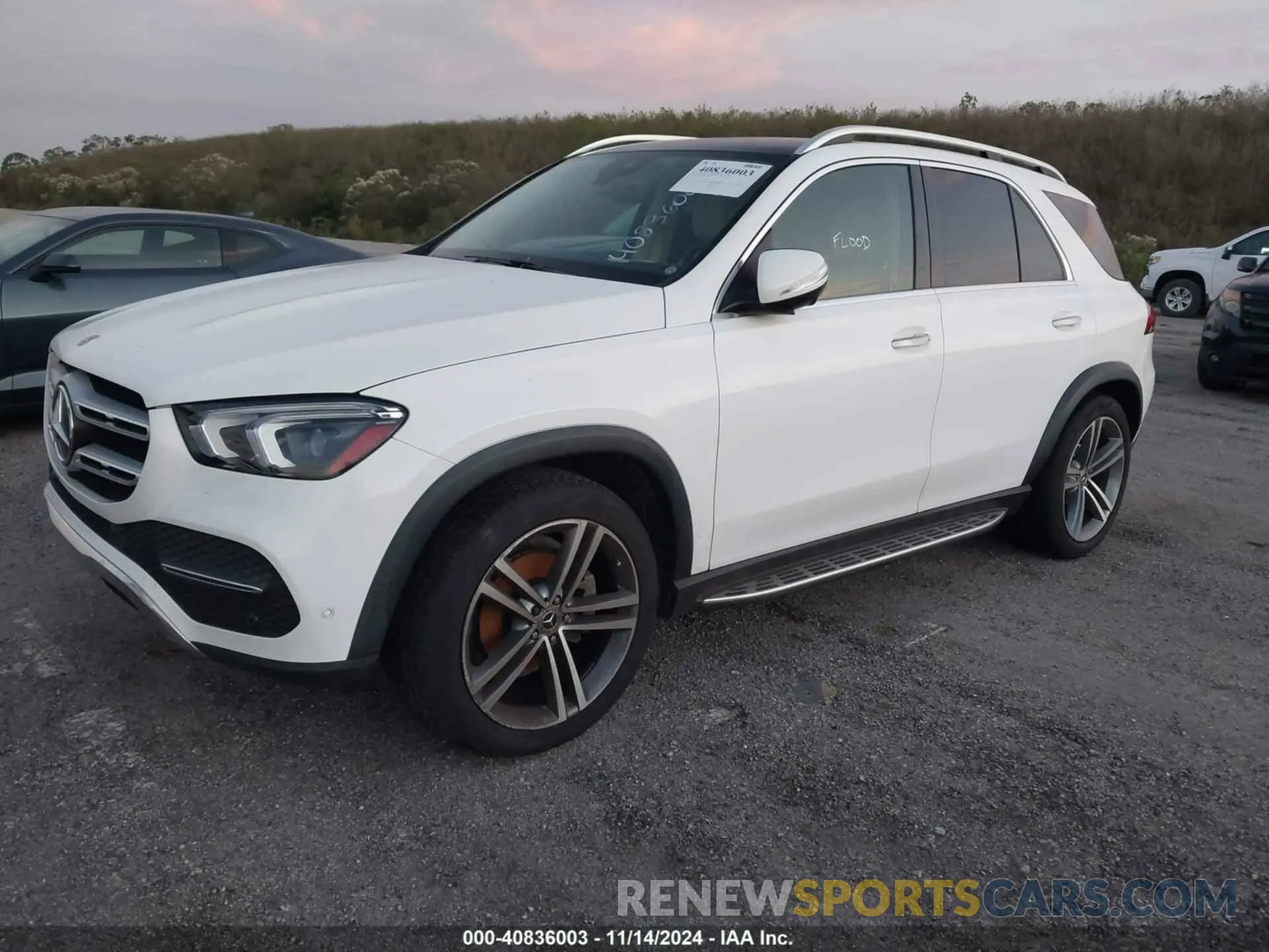 2 fotografías del automóvil dañado 4JGFB4JB1NA770538 MERCEDES-BENZ GLE 350 2022