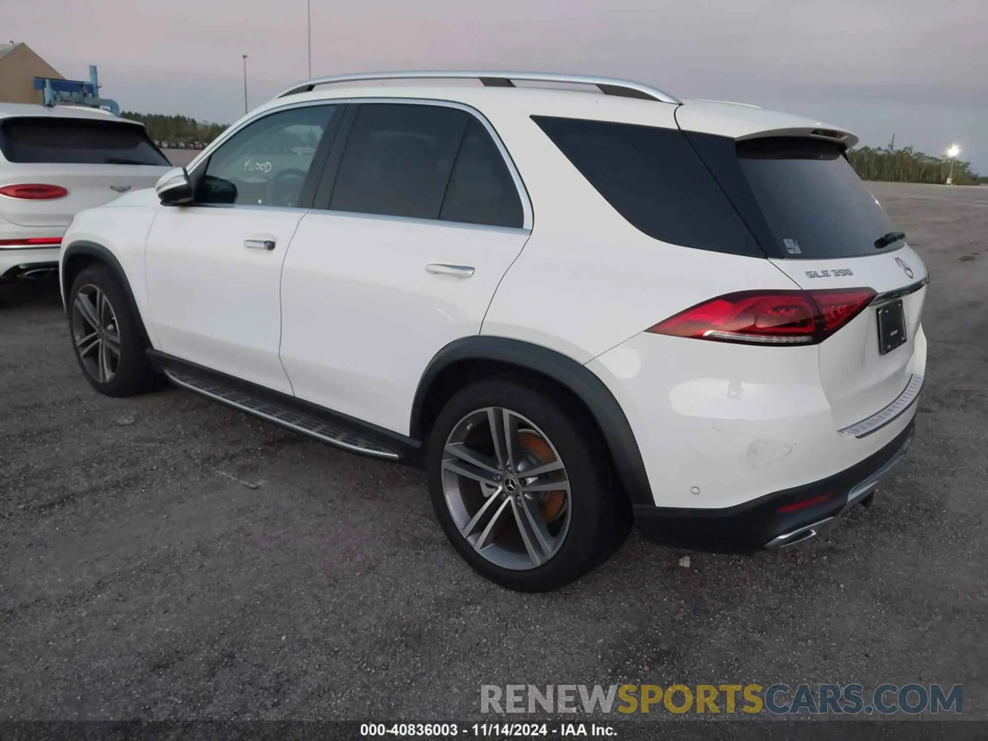 3 fotografías del automóvil dañado 4JGFB4JB1NA770538 MERCEDES-BENZ GLE 350 2022