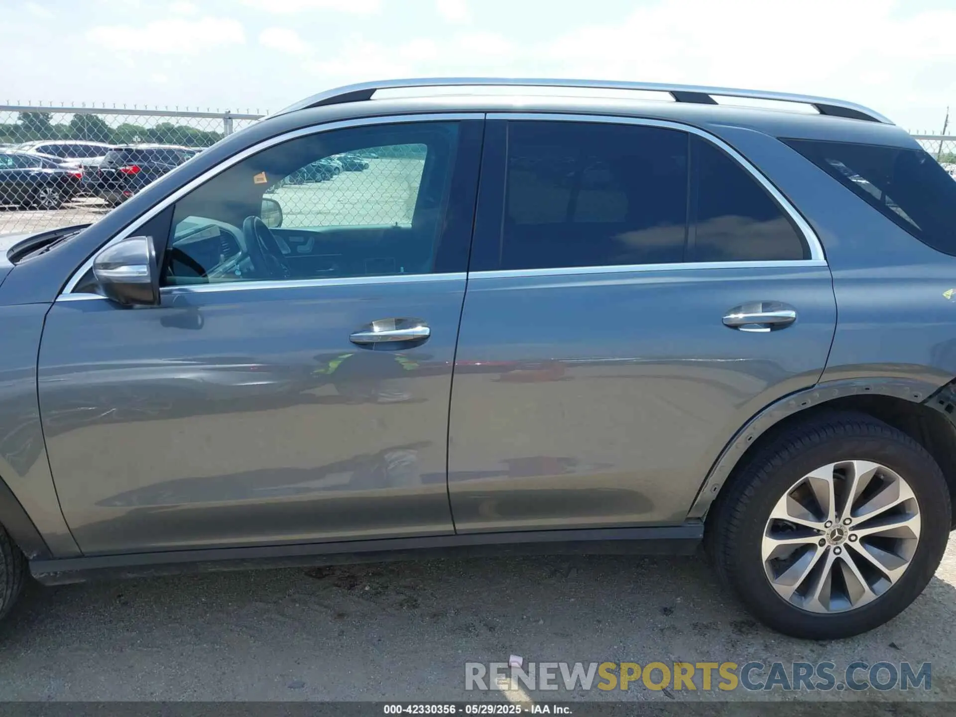 14 fotografías del automóvil dañado 4JGFB4JB4NA762692 MERCEDES-BENZ GLE 350 2022