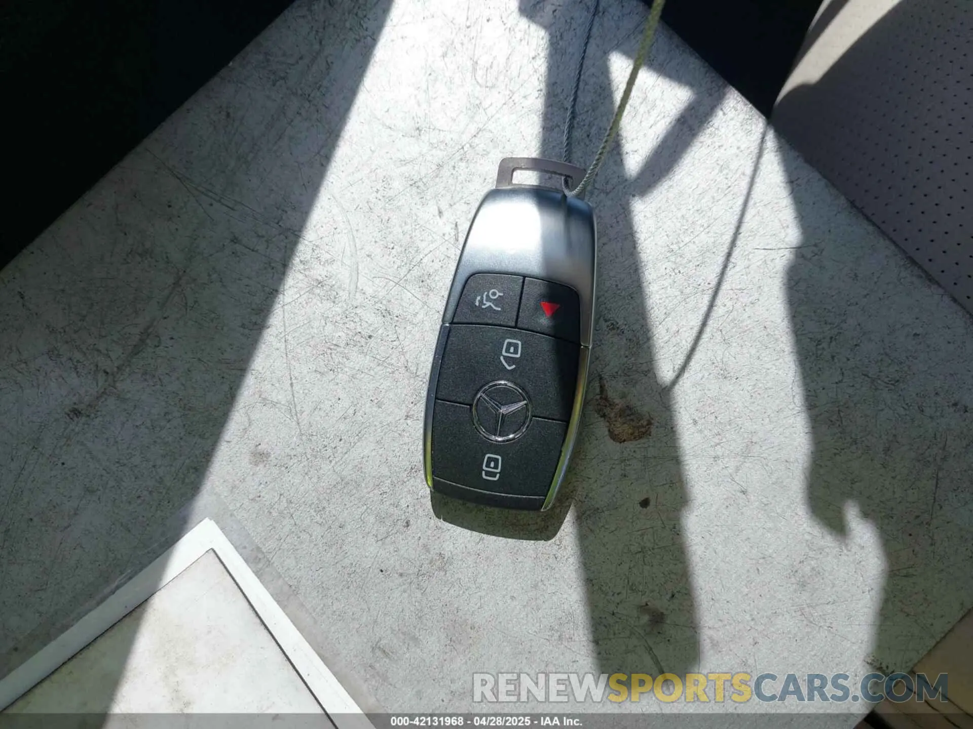 11 fotografías del automóvil dañado 4JGFB4JB5NA703411 MERCEDES-BENZ GLE 350 2022