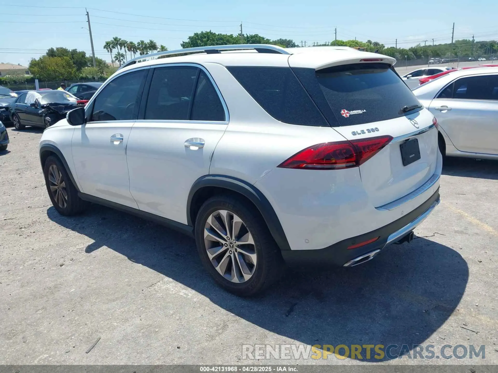 3 fotografías del automóvil dañado 4JGFB4JB5NA703411 MERCEDES-BENZ GLE 350 2022