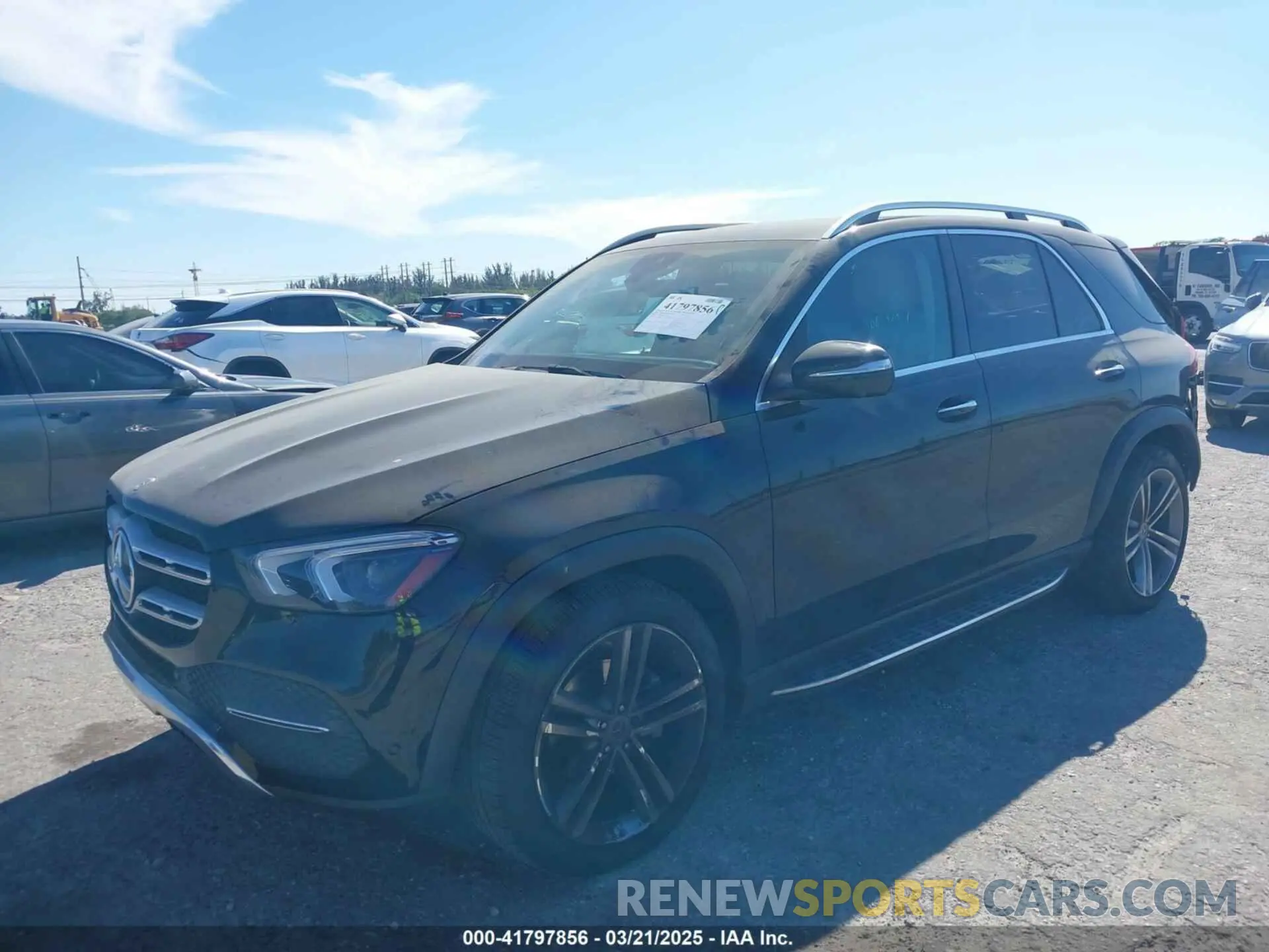 2 fotografías del automóvil dañado 4JGFB4JB5NA715798 MERCEDES-BENZ GLE 350 2022