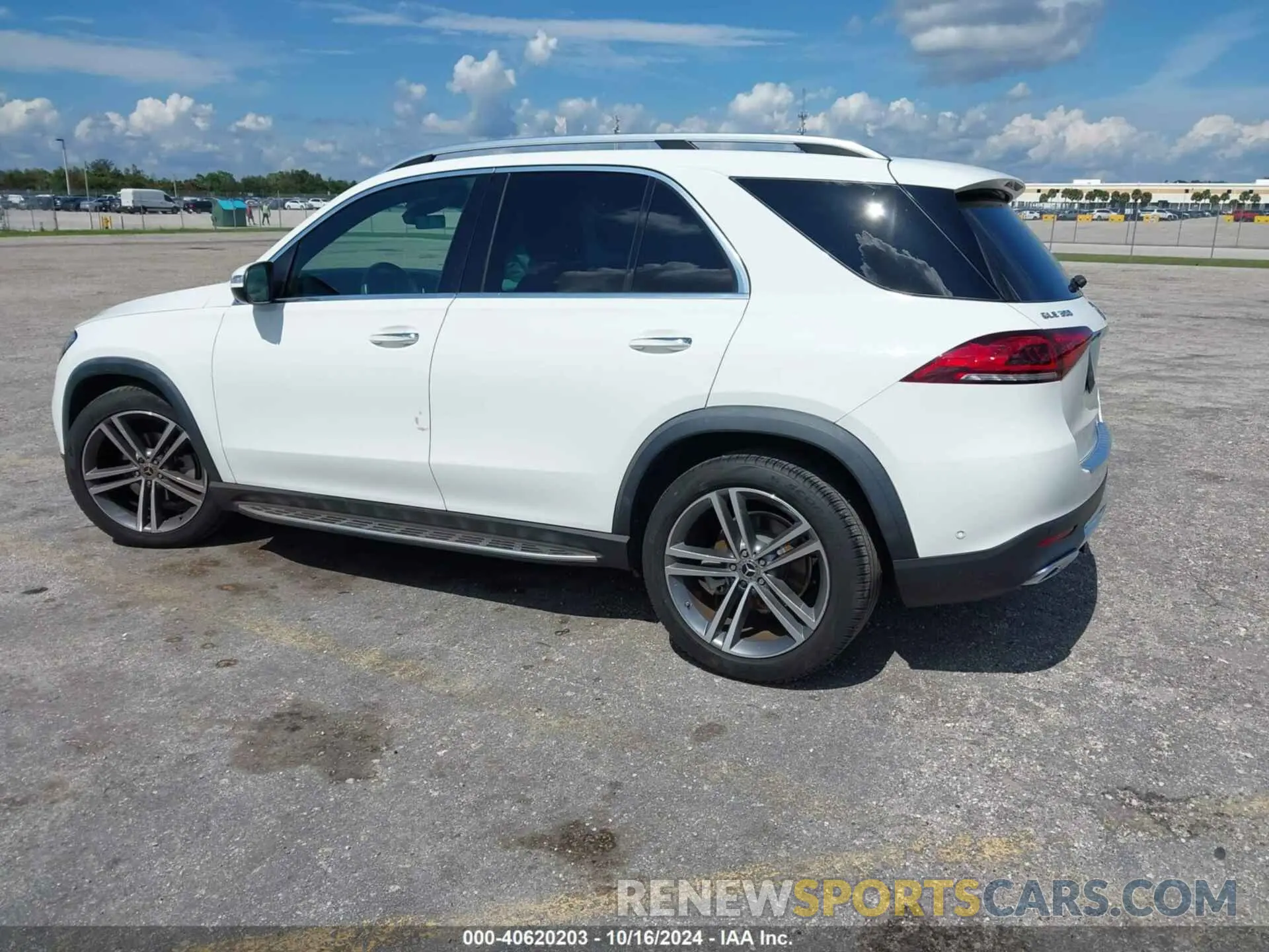 3 fotografías del automóvil dañado 4JGFB4JB5NA770560 MERCEDES-BENZ GLE 350 2022