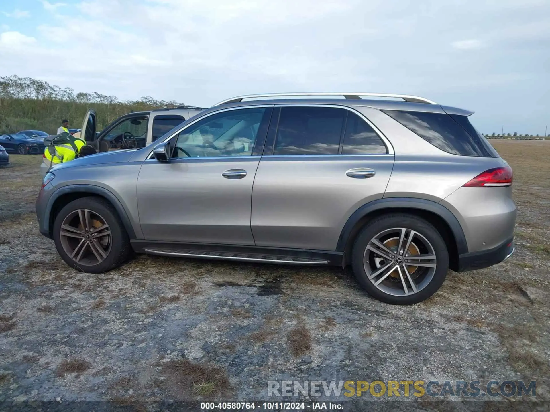 15 fotografías del automóvil dañado 4JGFB4JB9NA625540 MERCEDES-BENZ GLE 350 2022