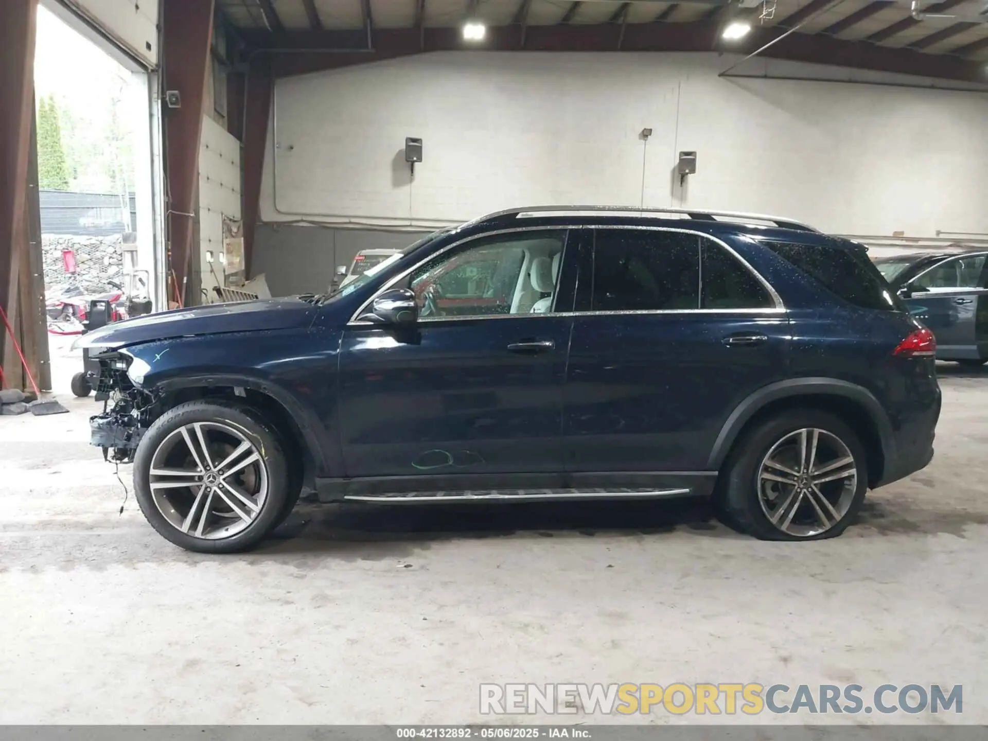15 fotografías del automóvil dañado 4JGFB4KB3NA786559 MERCEDES-BENZ GLE 350 2022