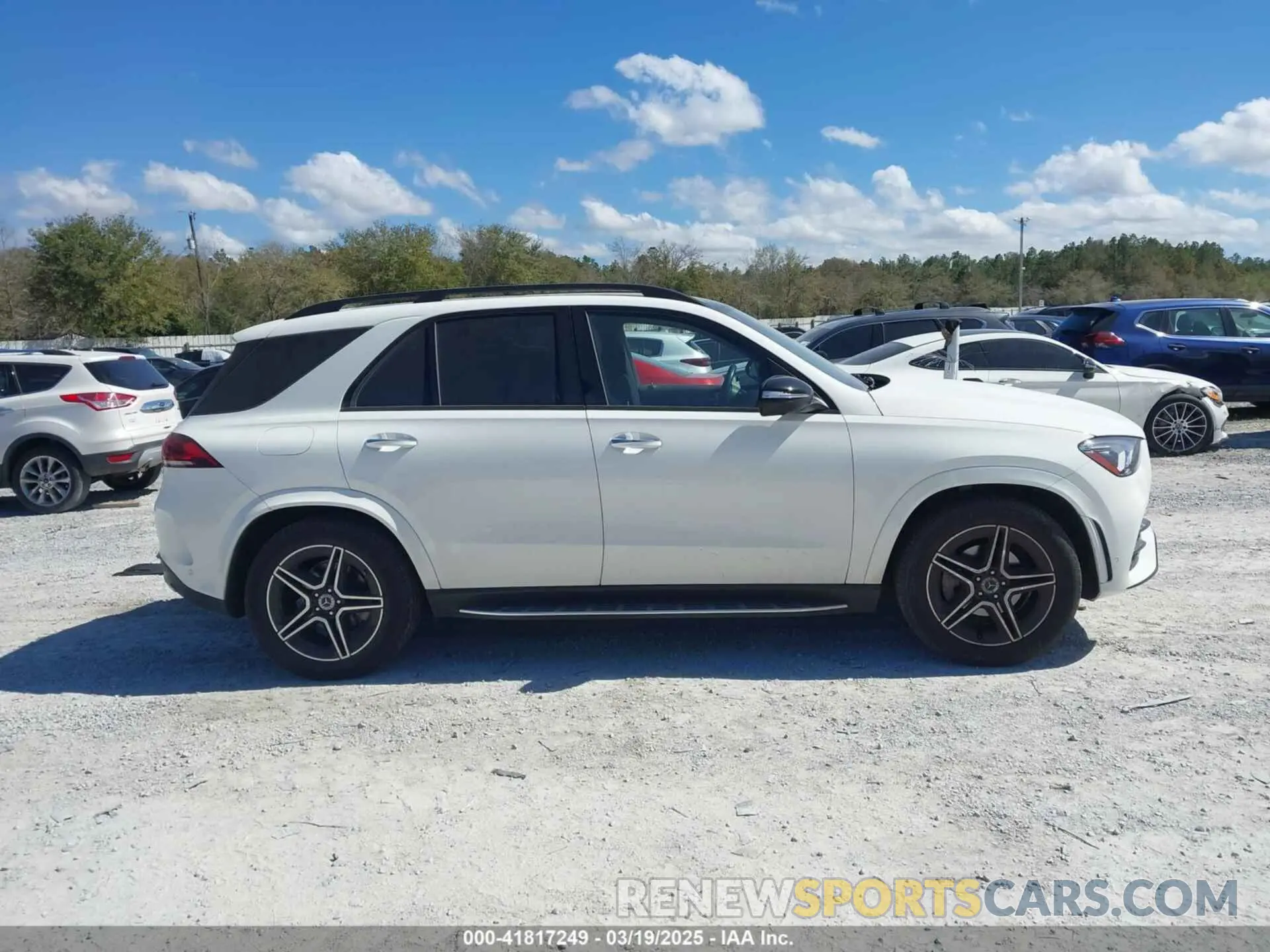 13 fotografías del automóvil dañado 4JGFB4KB4NA826308 MERCEDES-BENZ GLE 350 2022
