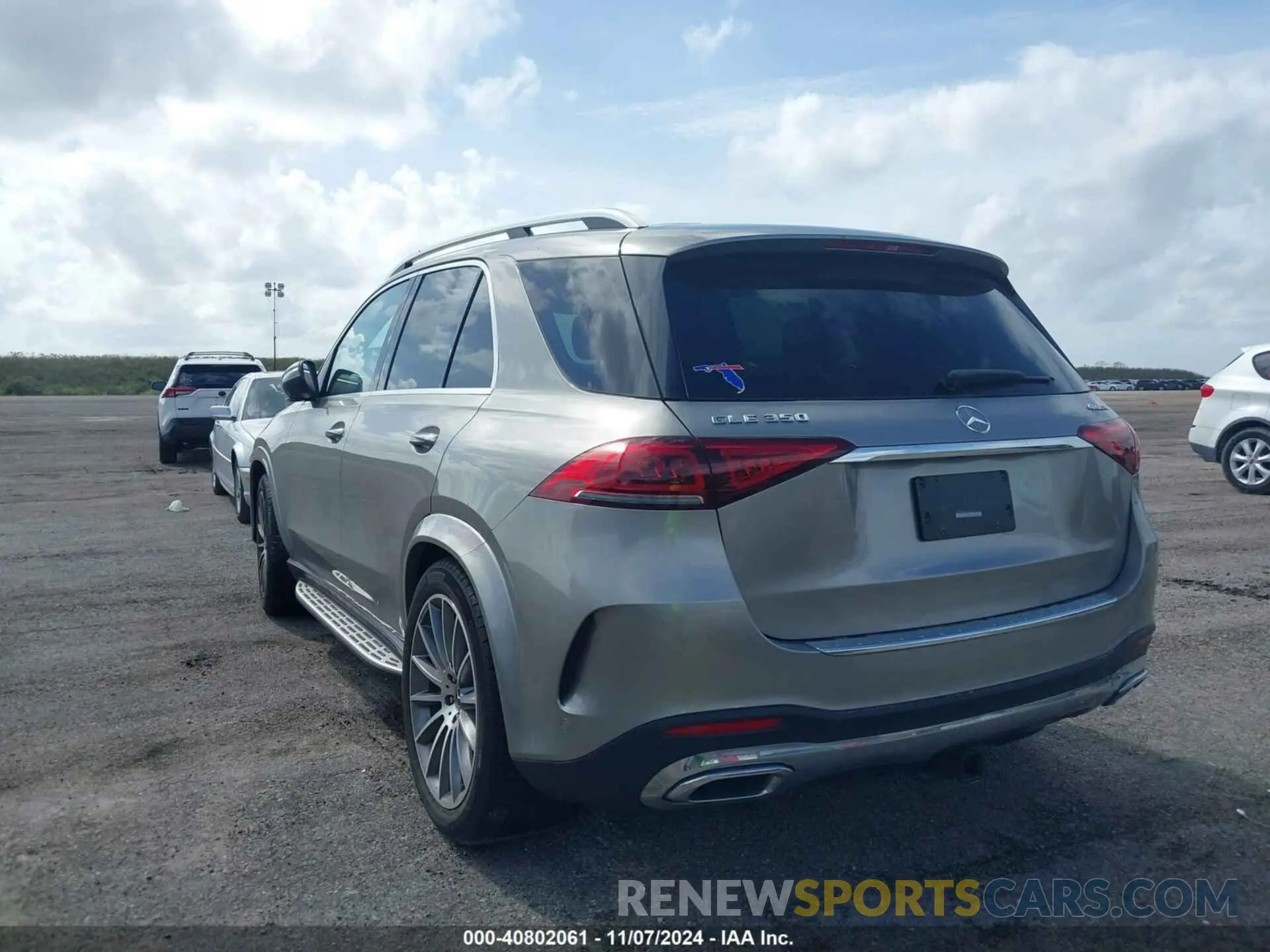 3 fotografías del automóvil dañado 4JGFB4KB8NA642523 MERCEDES-BENZ GLE 350 2022