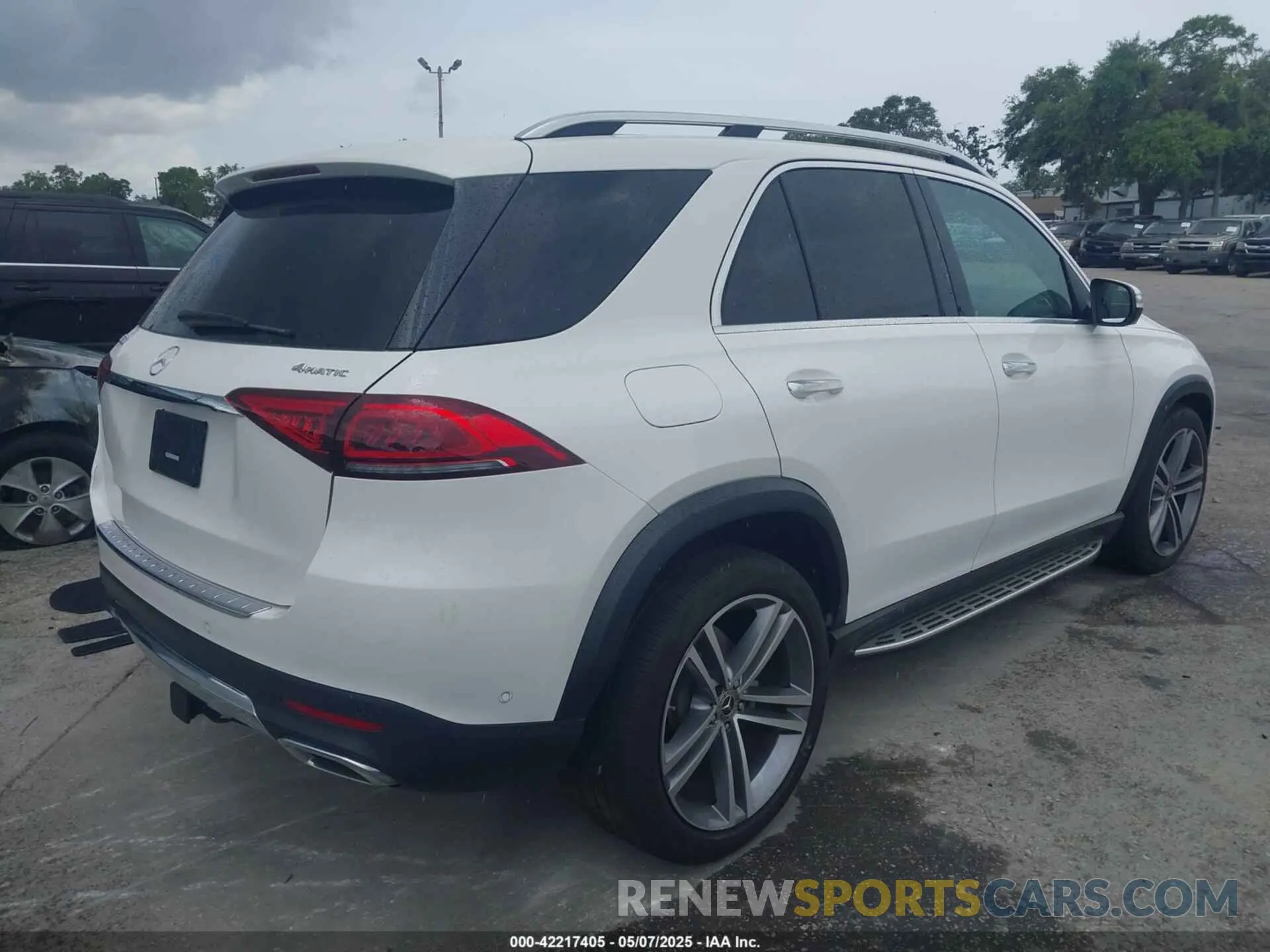 4 fotografías del automóvil dañado 4JGFB4KE8NA741613 MERCEDES-BENZ GLE 350 2022