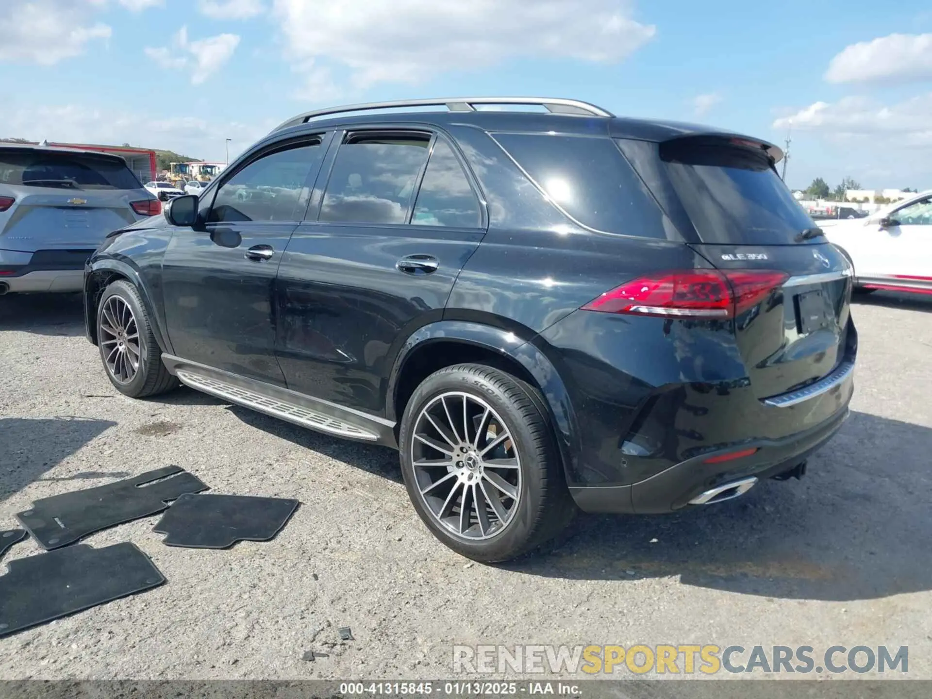 3 fotografías del automóvil dañado 4JGFB4JB5PA932786 MERCEDES-BENZ GLE 350 2023