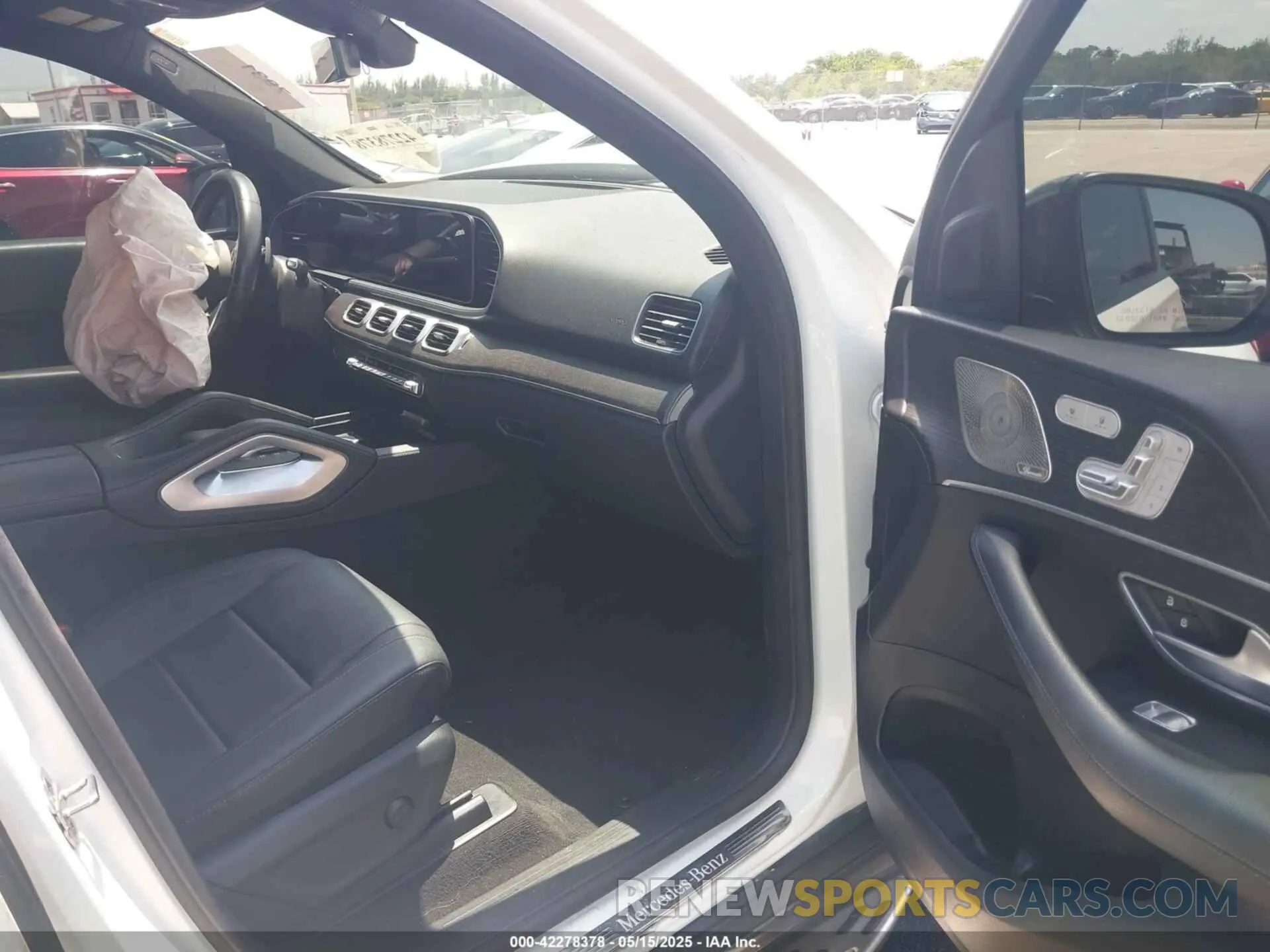 5 fotografías del automóvil dañado 4JGFB4JB6PA945952 MERCEDES-BENZ GLE 350 2023