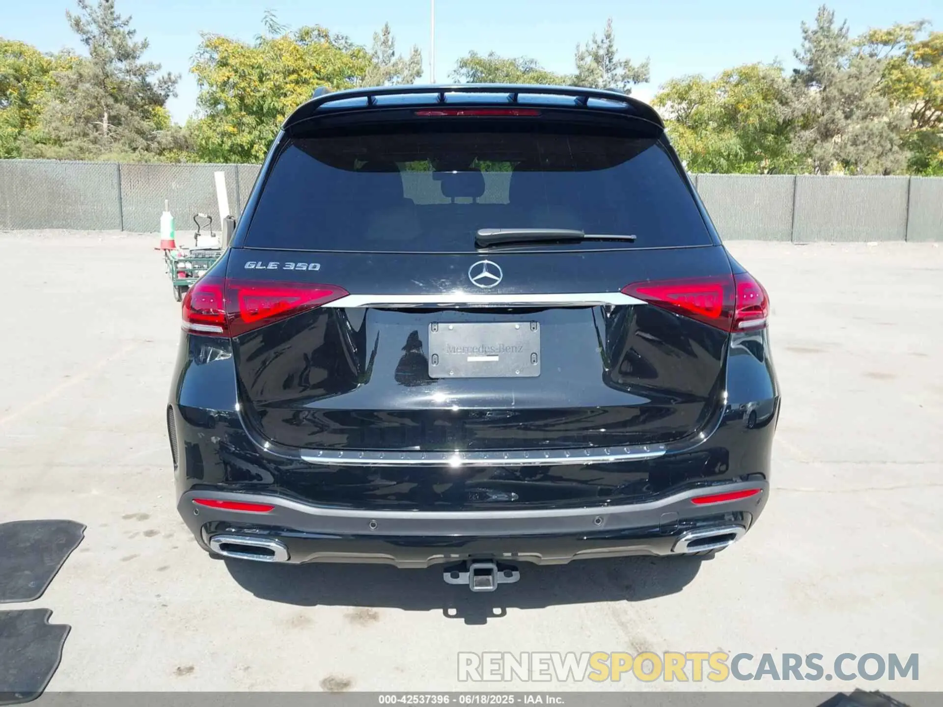 17 fotografías del automóvil dañado 4JGFB4JE2PA885002 MERCEDES-BENZ GLE 350 2023