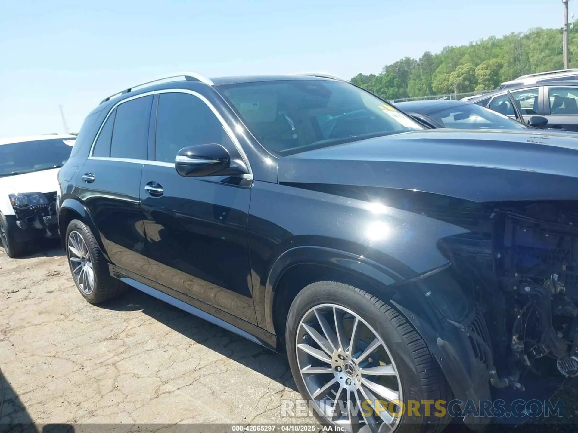 13 fotografías del automóvil dañado 4JGFB4FB2RB014600 MERCEDES-BENZ GLE 350 2024
