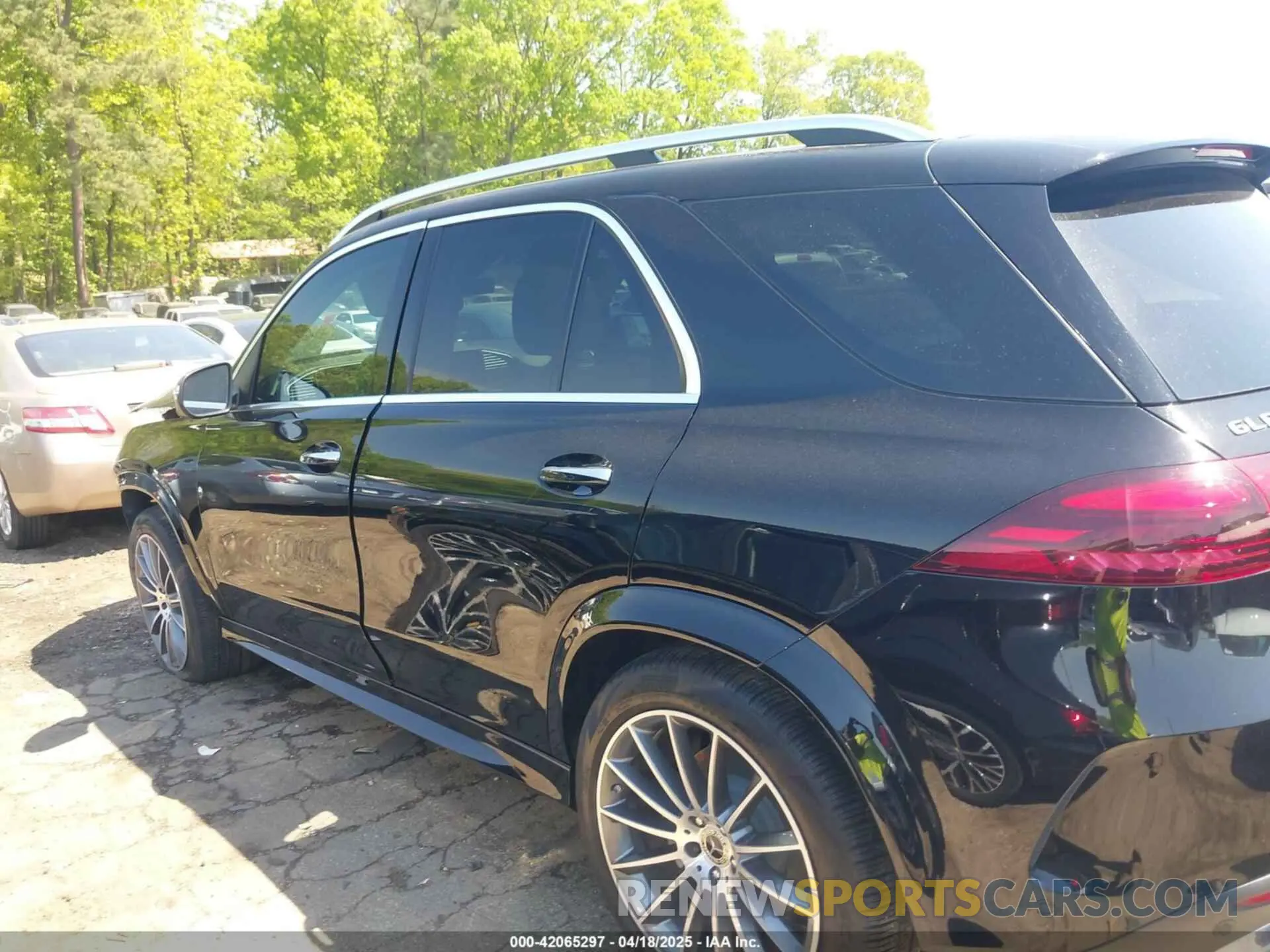 14 fotografías del automóvil dañado 4JGFB4FB2RB014600 MERCEDES-BENZ GLE 350 2024