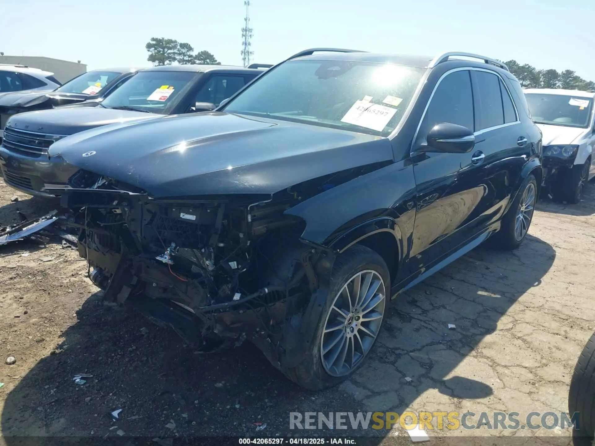 2 fotografías del automóvil dañado 4JGFB4FB2RB014600 MERCEDES-BENZ GLE 350 2024