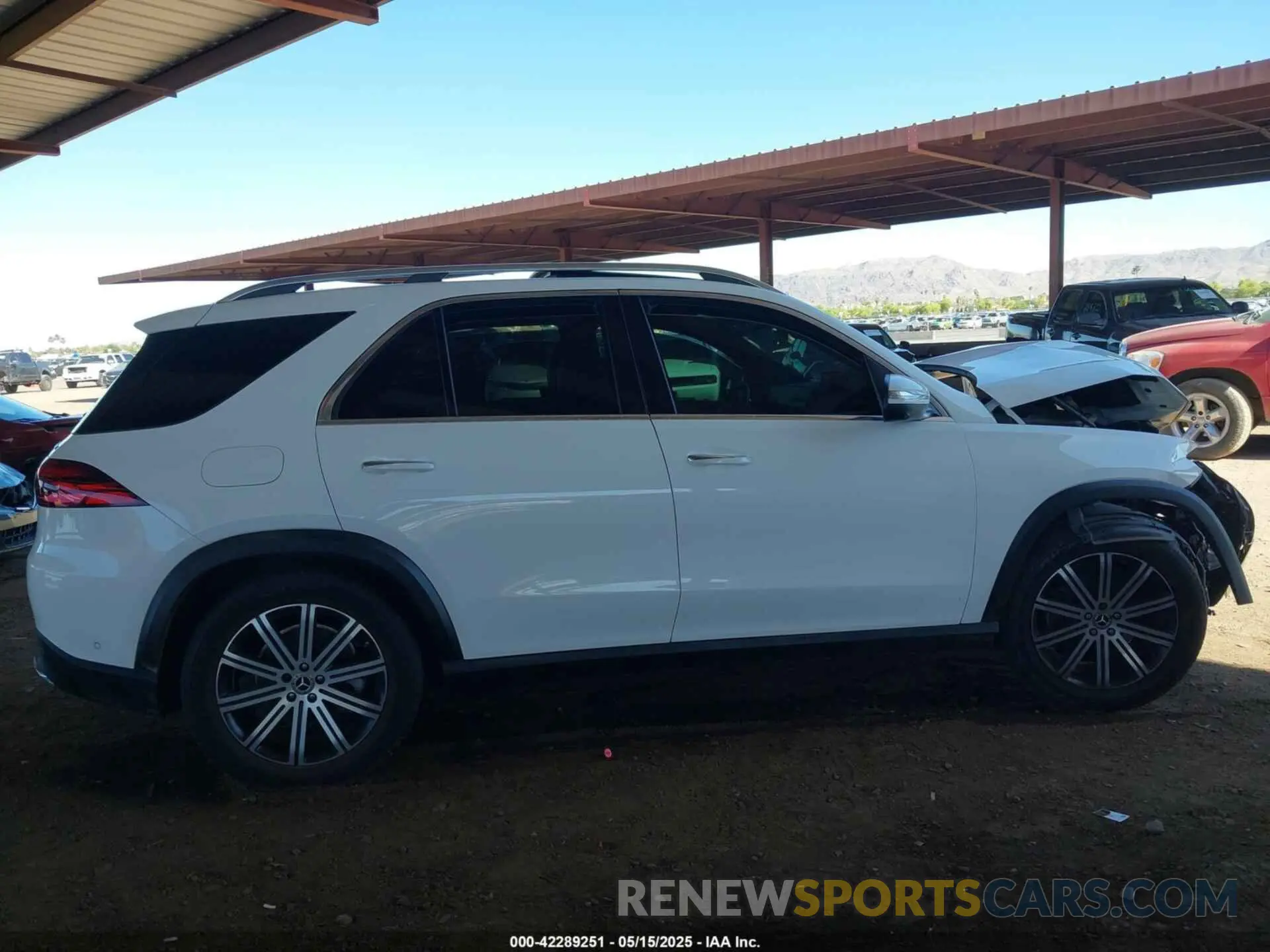 12 fotografías del automóvil dañado 4JGFB4FB3RB015982 MERCEDES-BENZ GLE 350 2024