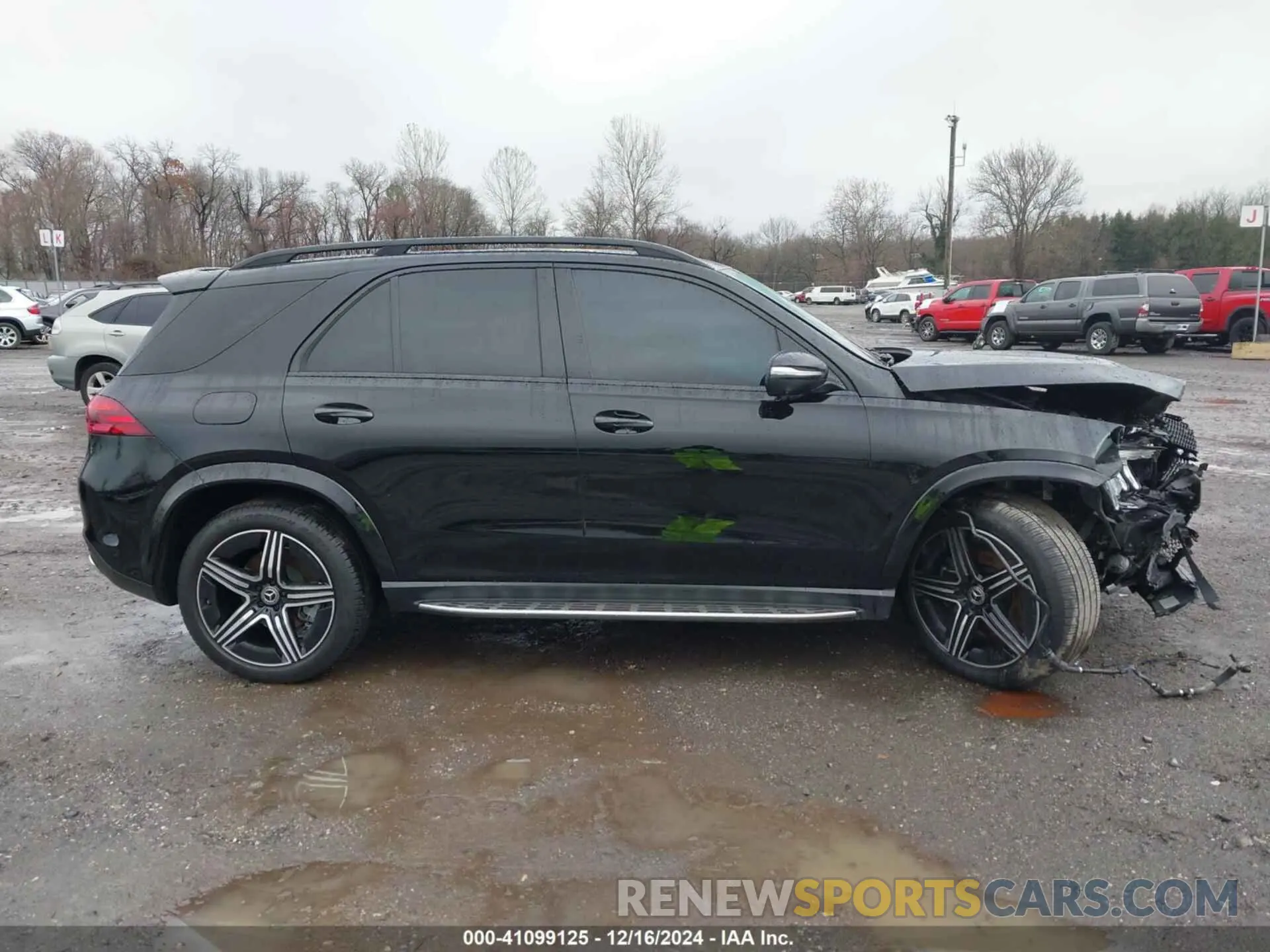 13 fotografías del automóvil dañado 4JGFB4FB5RB088609 MERCEDES-BENZ GLE 350 2024