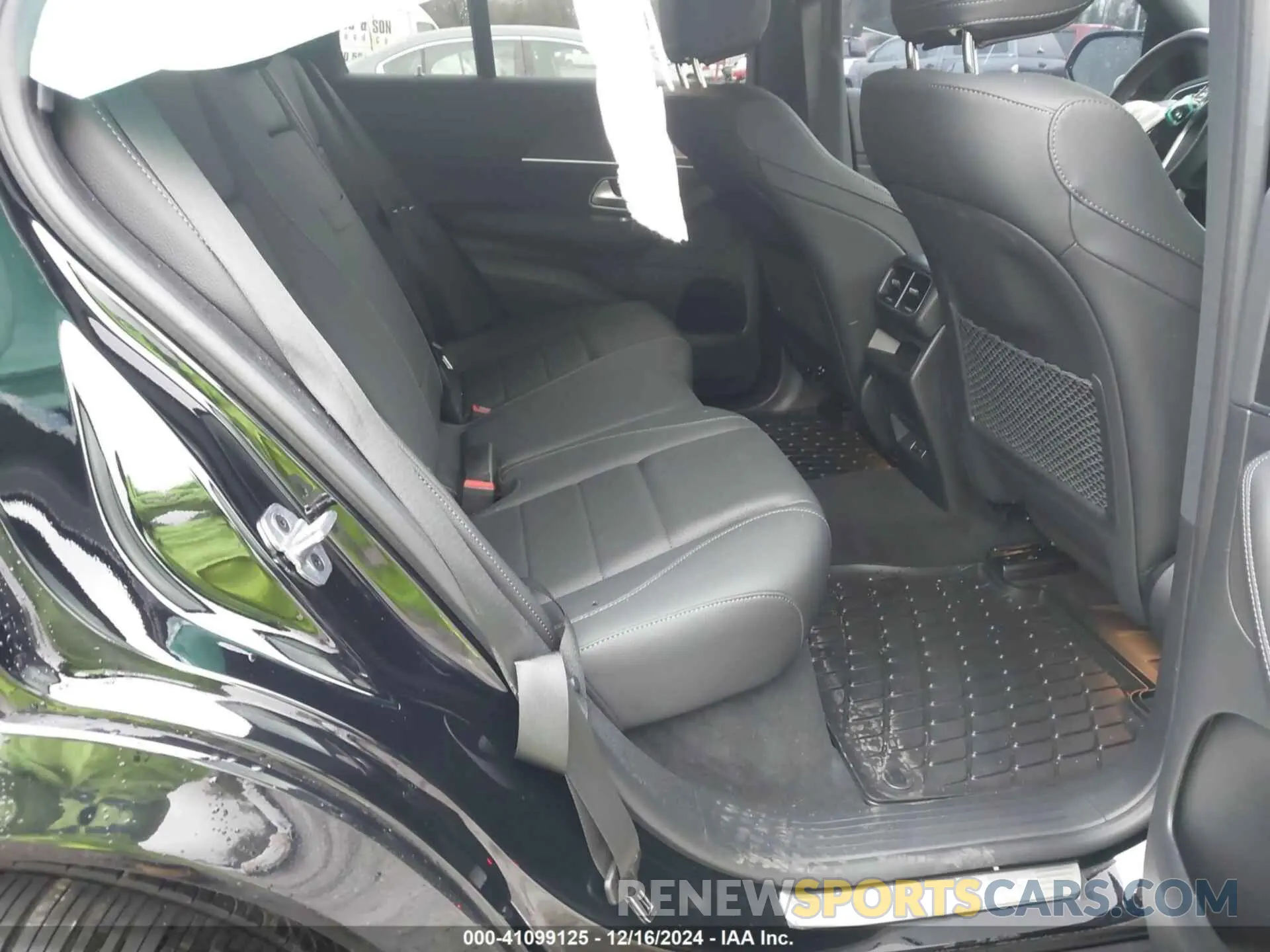 8 fotografías del automóvil dañado 4JGFB4FB5RB088609 MERCEDES-BENZ GLE 350 2024