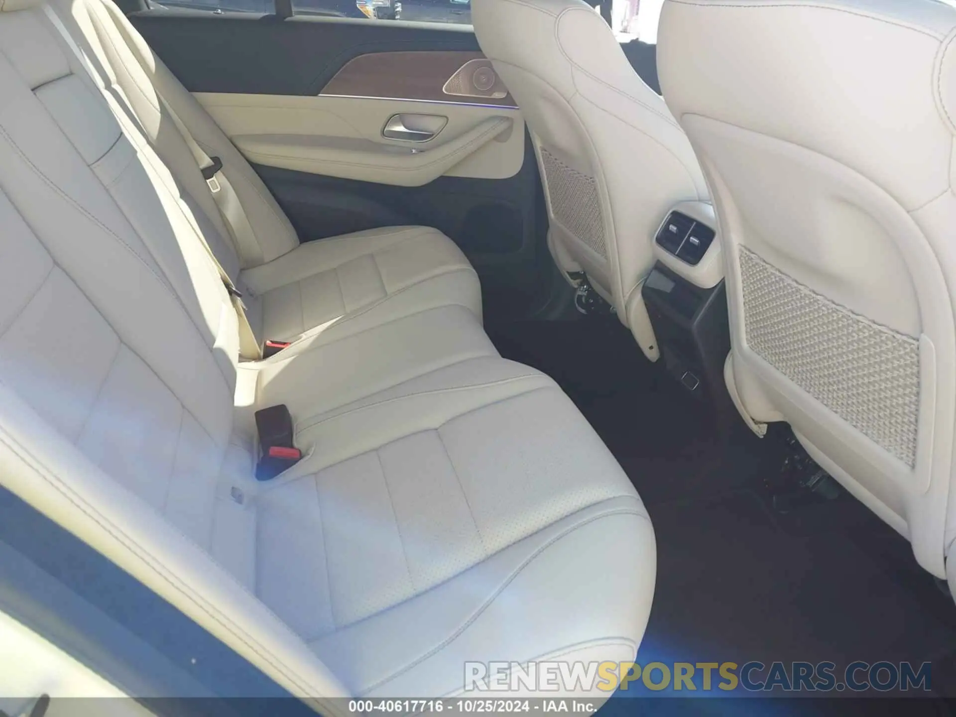 8 fotografías del automóvil dañado 4JGFB4FB9RB140565 MERCEDES-BENZ GLE 350 2024