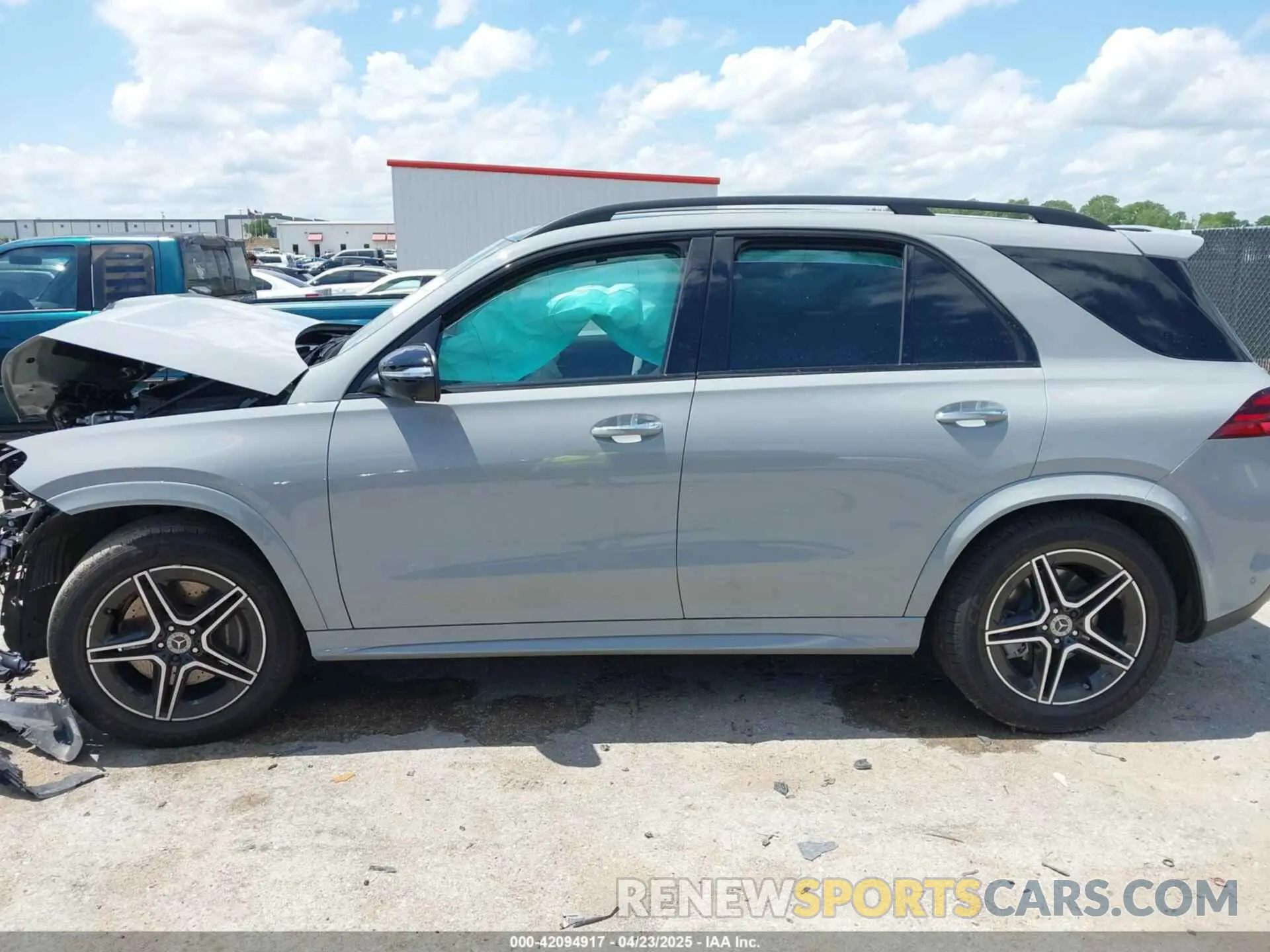 15 fotografías del automóvil dañado 4JGFB4EB0SB356084 MERCEDES-BENZ GLE 350 2025