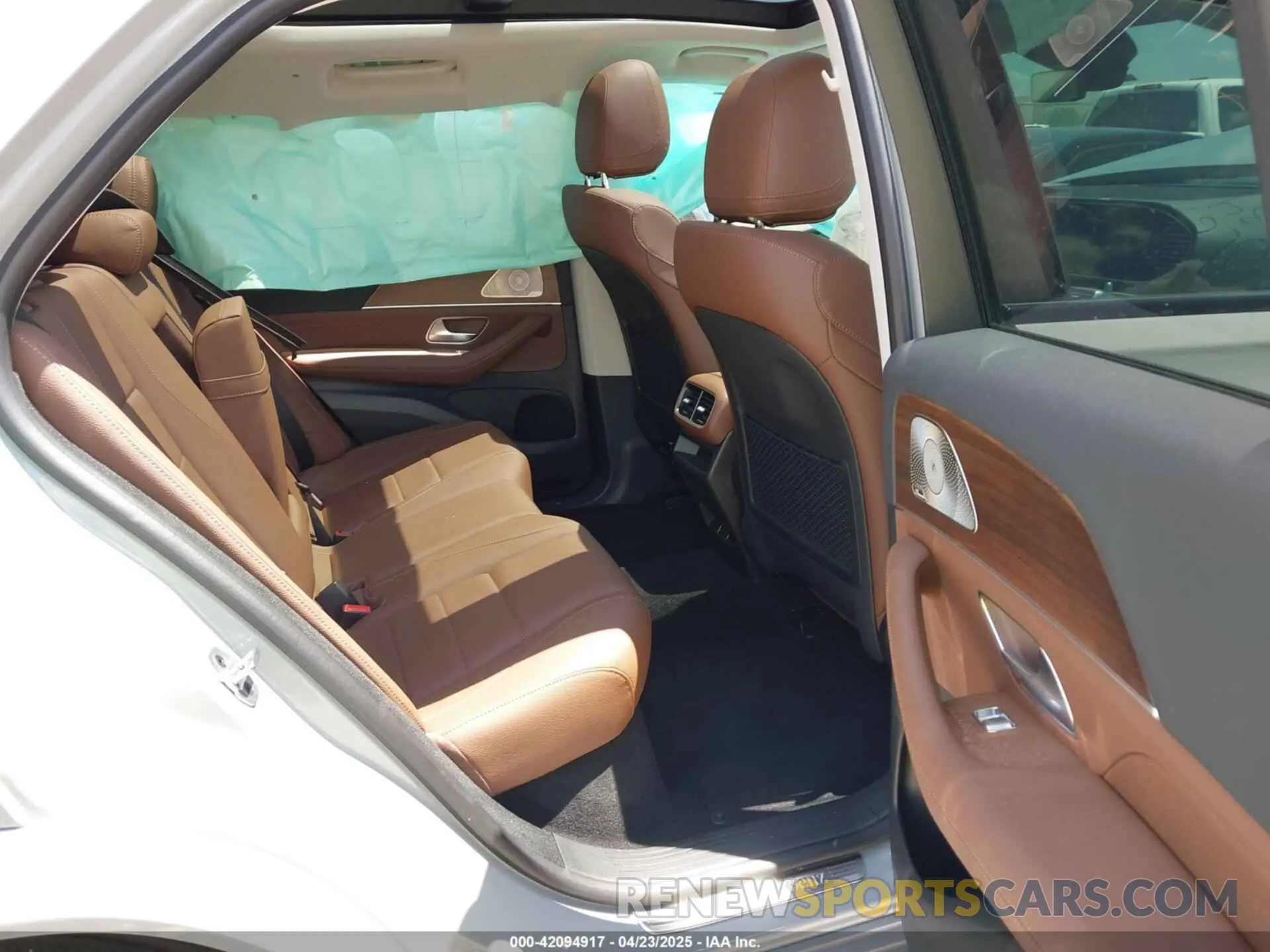 8 fotografías del automóvil dañado 4JGFB4EB0SB356084 MERCEDES-BENZ GLE 350 2025