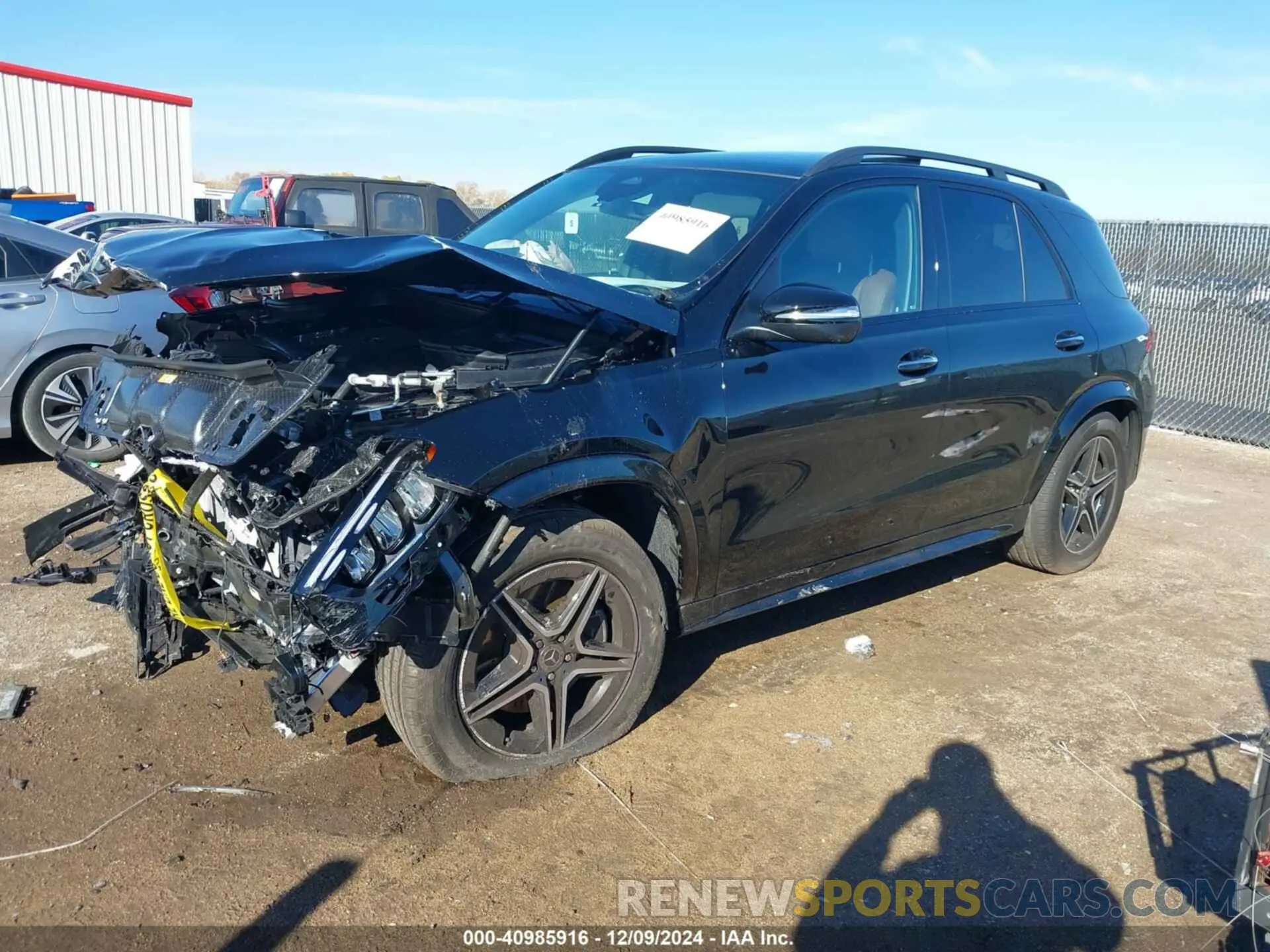 2 fotografías del automóvil dañado 4JGFB4FB9SB329920 MERCEDES-BENZ GLE 350 2025