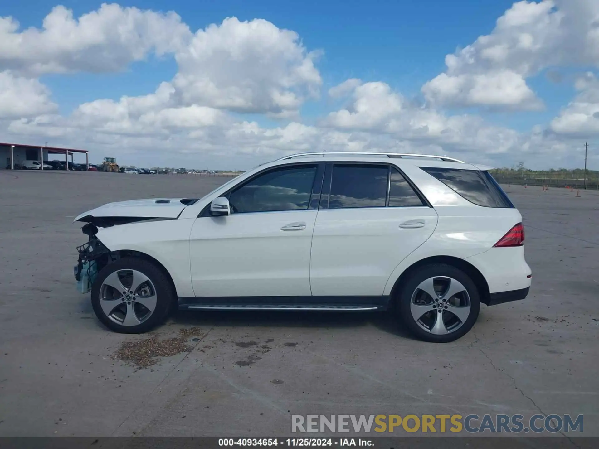 15 fotografías del automóvil dañado 4JGDA5GB0KB216629 MERCEDES-BENZ GLE 400 2019