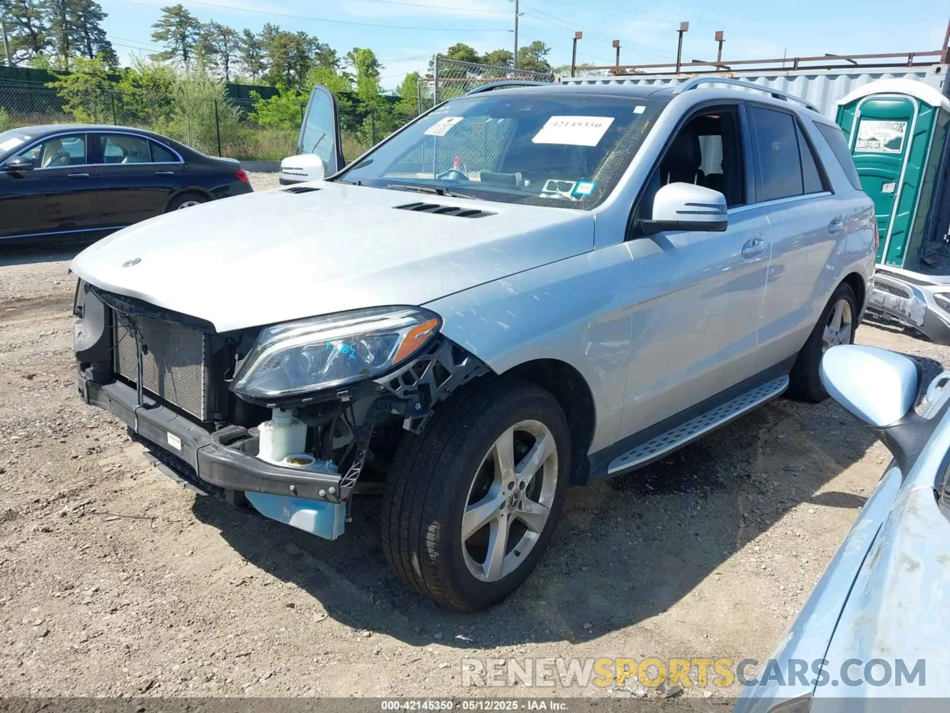 2 fotografías del automóvil dañado 4JGDA5GB1KB211102 MERCEDES-BENZ GLE 400 2019