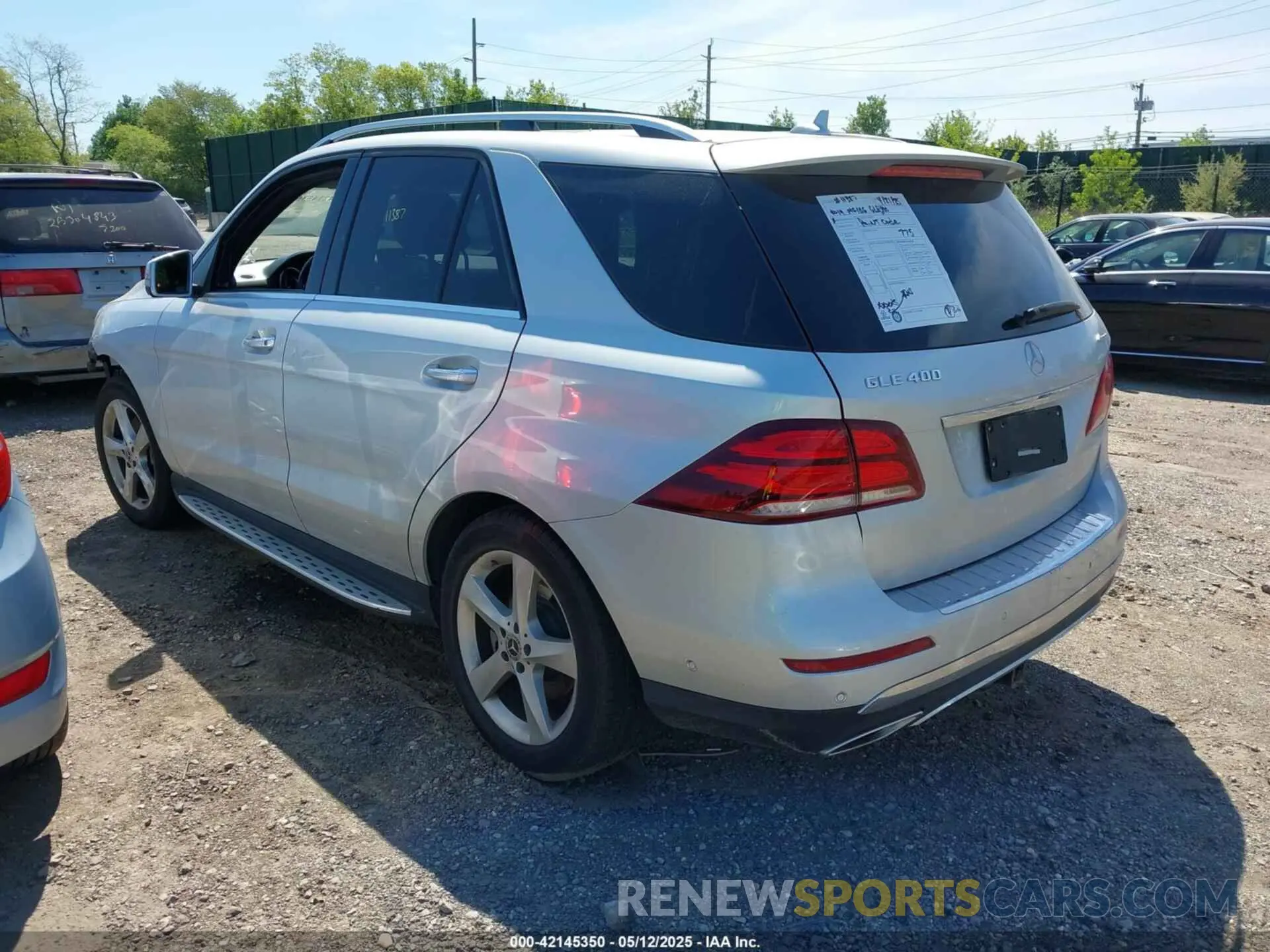 3 fotografías del automóvil dañado 4JGDA5GB1KB211102 MERCEDES-BENZ GLE 400 2019
