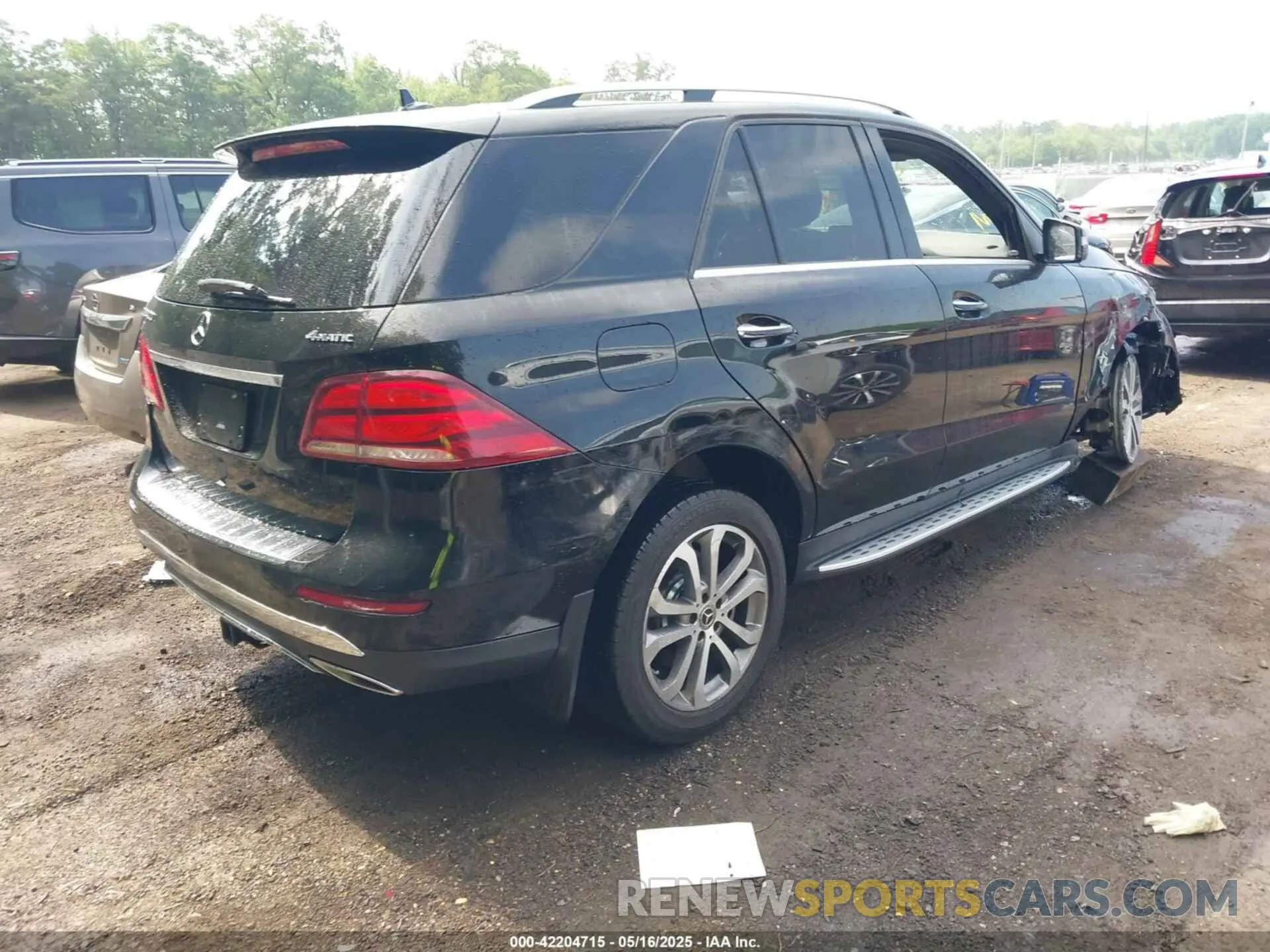 4 fotografías del automóvil dañado 4JGDA5GB5KB218442 MERCEDES-BENZ GLE 400 2019