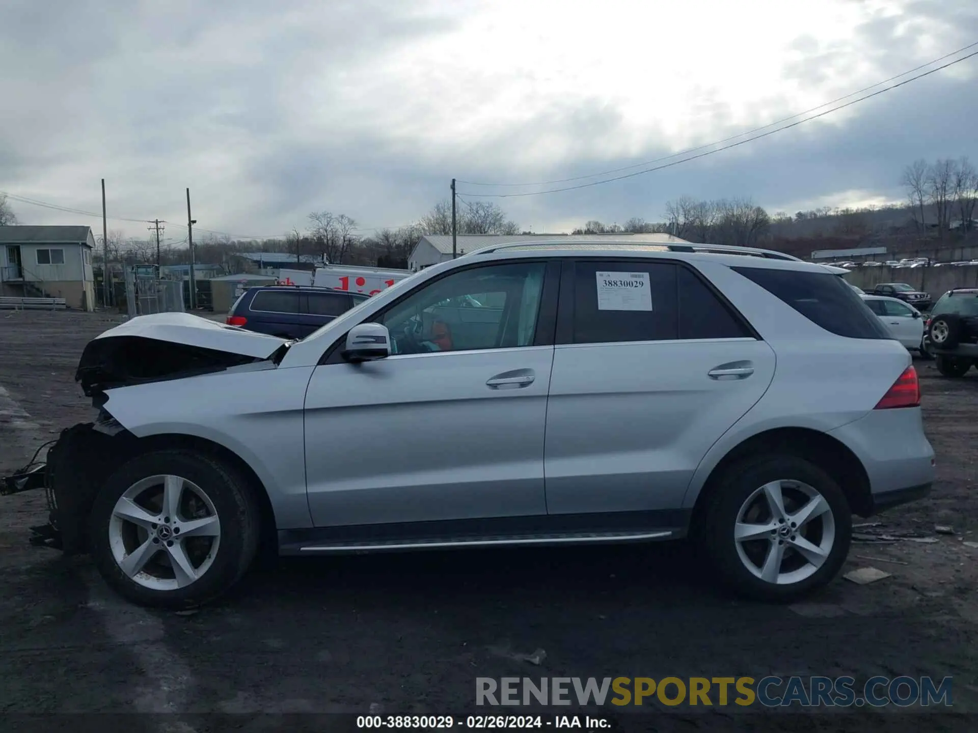 14 fotografías del automóvil dañado 4JGDA5GB9KB212045 MERCEDES-BENZ GLE 400 2019