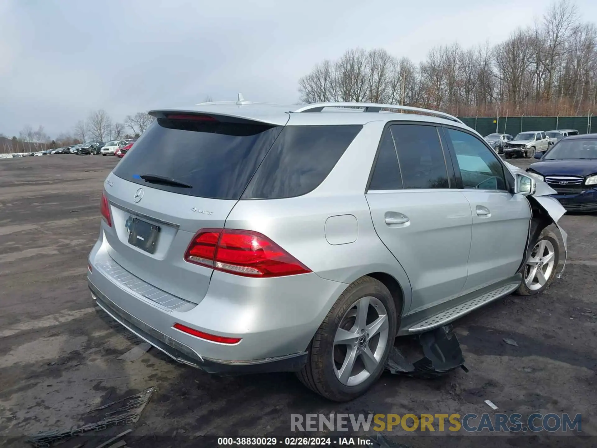 4 fotografías del automóvil dañado 4JGDA5GB9KB212045 MERCEDES-BENZ GLE 400 2019