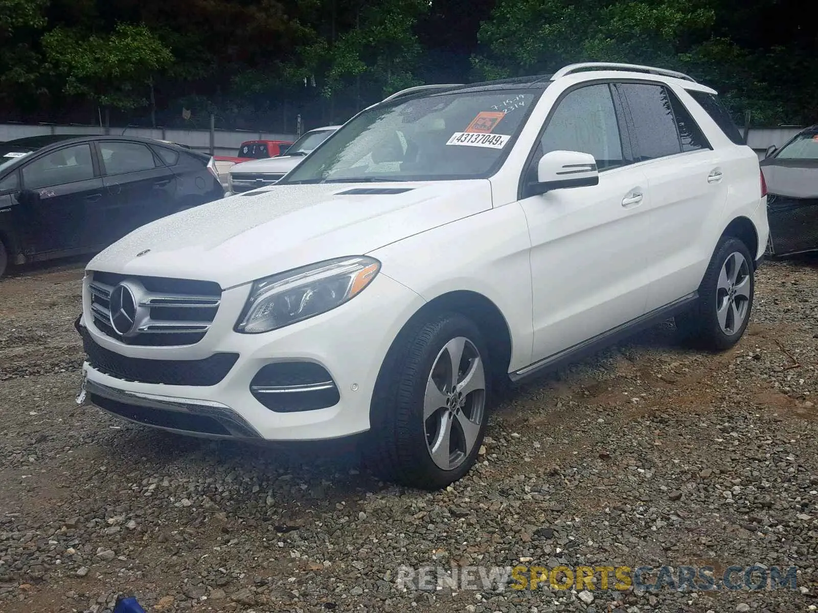 2 fotografías del automóvil dañado 4JGDA5GBXKB212314 MERCEDES-BENZ GLE 400 4M 2019