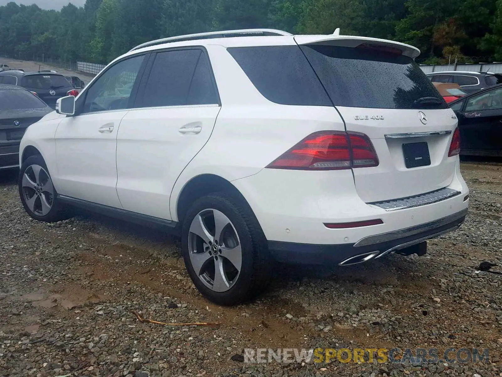 3 fotografías del automóvil dañado 4JGDA5GBXKB212314 MERCEDES-BENZ GLE 400 4M 2019