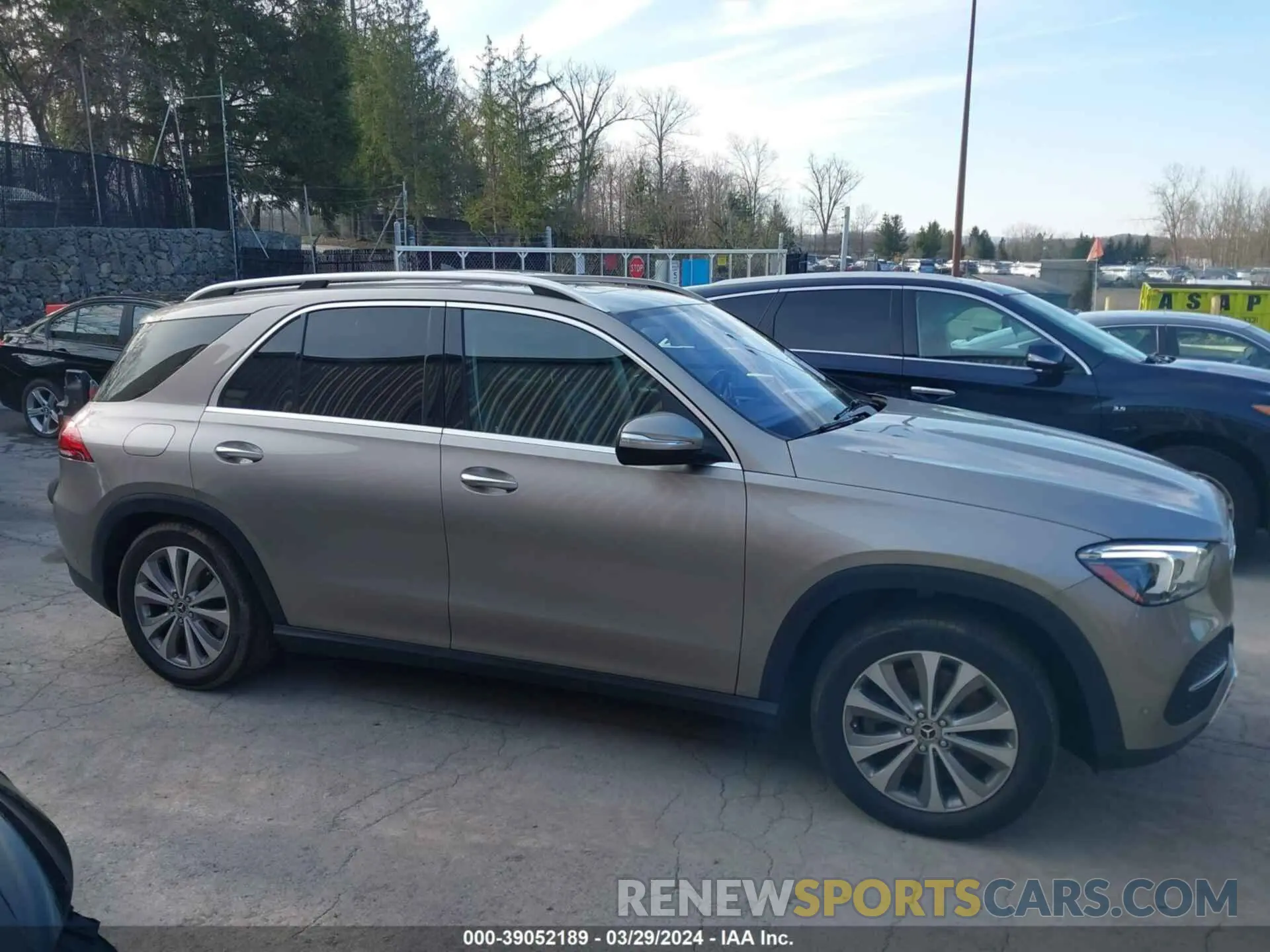 13 fotografías del automóvil dañado 4JGFB5KB2LA129710 MERCEDES-BENZ GLE 450 2020