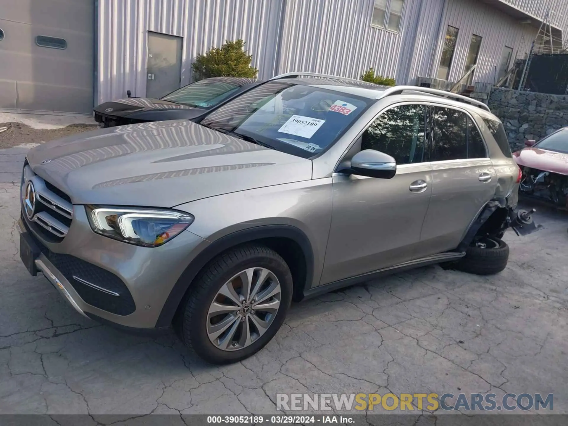 2 fotografías del automóvil dañado 4JGFB5KB2LA129710 MERCEDES-BENZ GLE 450 2020